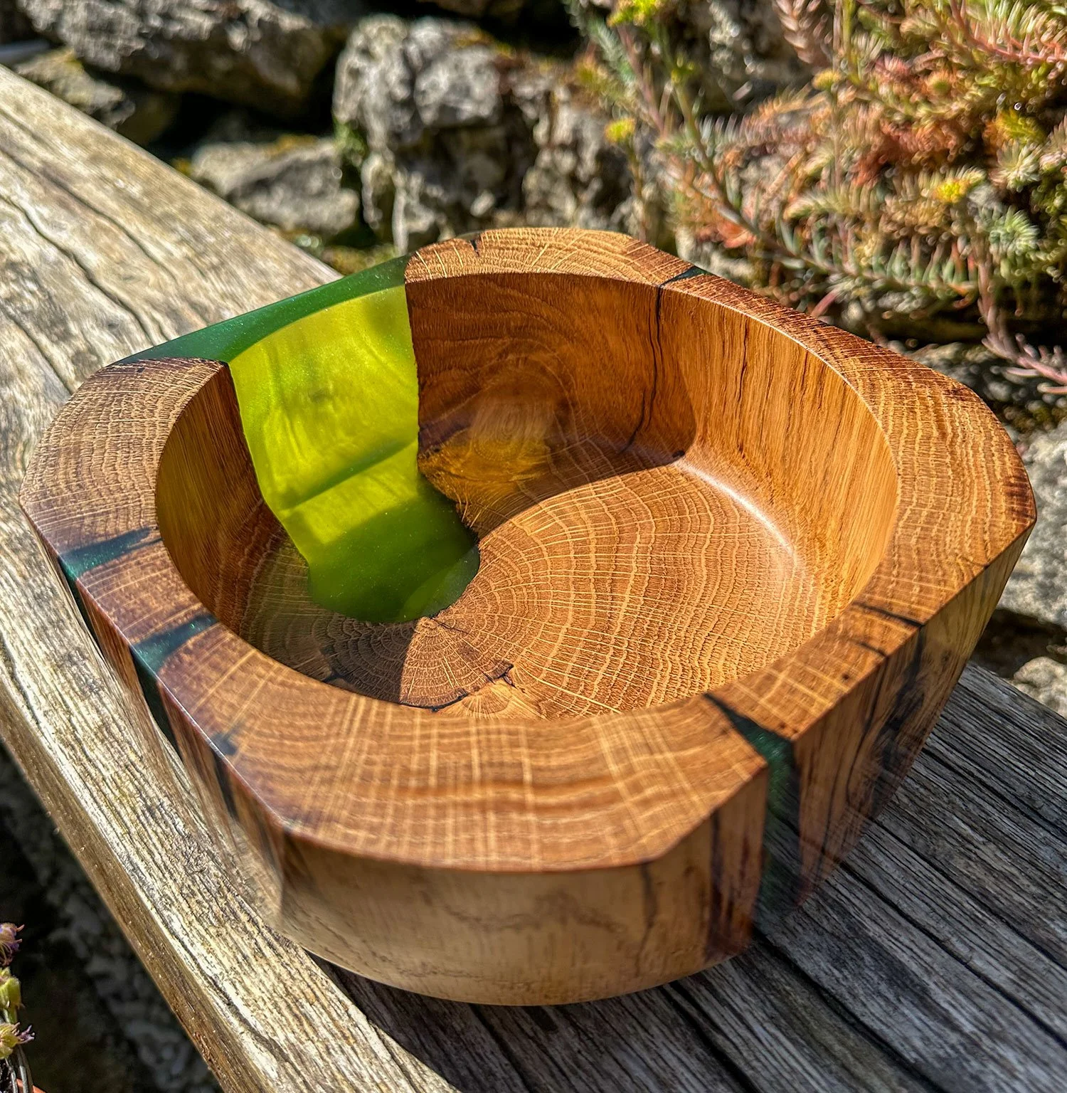  Oak gatepost bowl with resin skylight Price: £65 