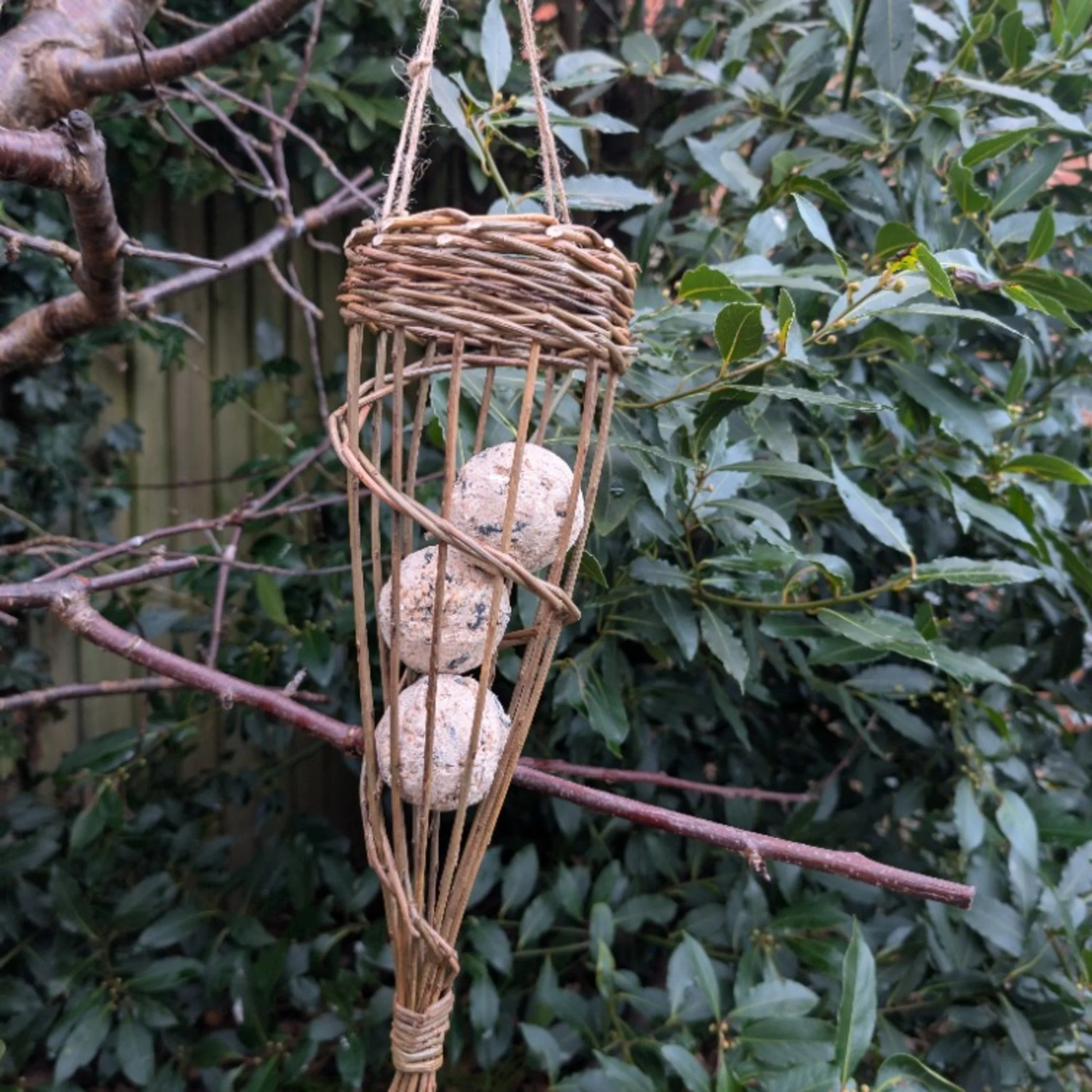 Willow bird feeders by awaywithwillow.com