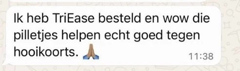 Screenshots van een chatbericht in het Nederlands over het bestellen van TriEase en het gebruik ervan voor hooikoorts, inclusief veriepte emoji.