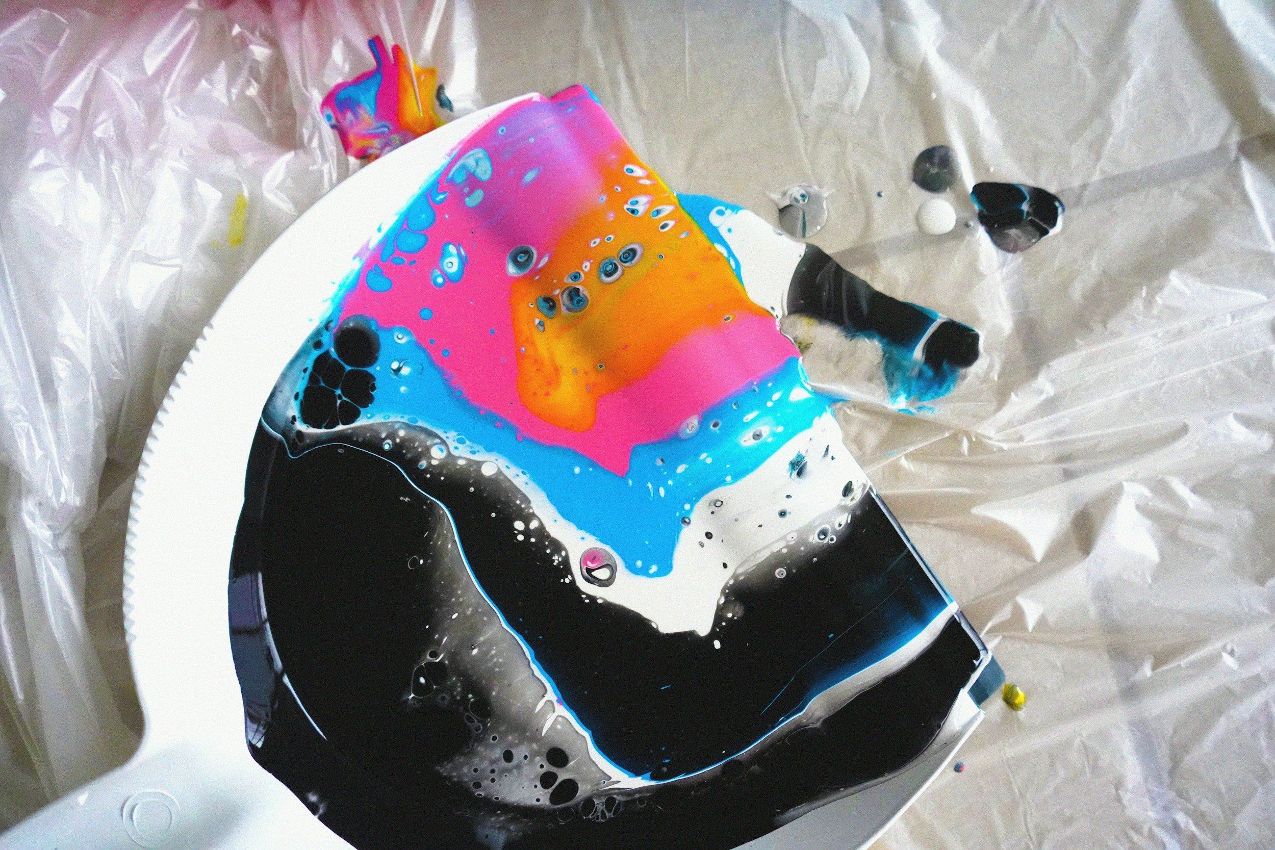 Acrylic Pour Class with Aran