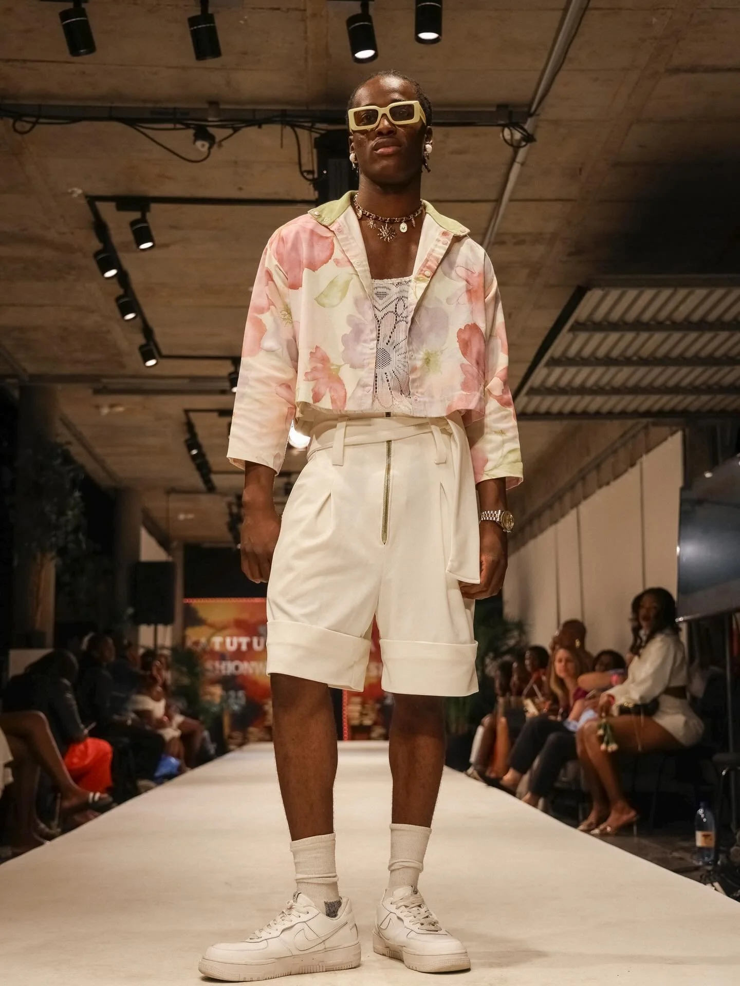 N&bull;5 Alex x2

🤍: @the_alexszn @alex_inmotion_ 
📷: @guillaumehaurice 
✨: @katuturafashionweek 
🇳🇦: @fnccnam 

#fashionshow #namibie #reunionisland #mode #love