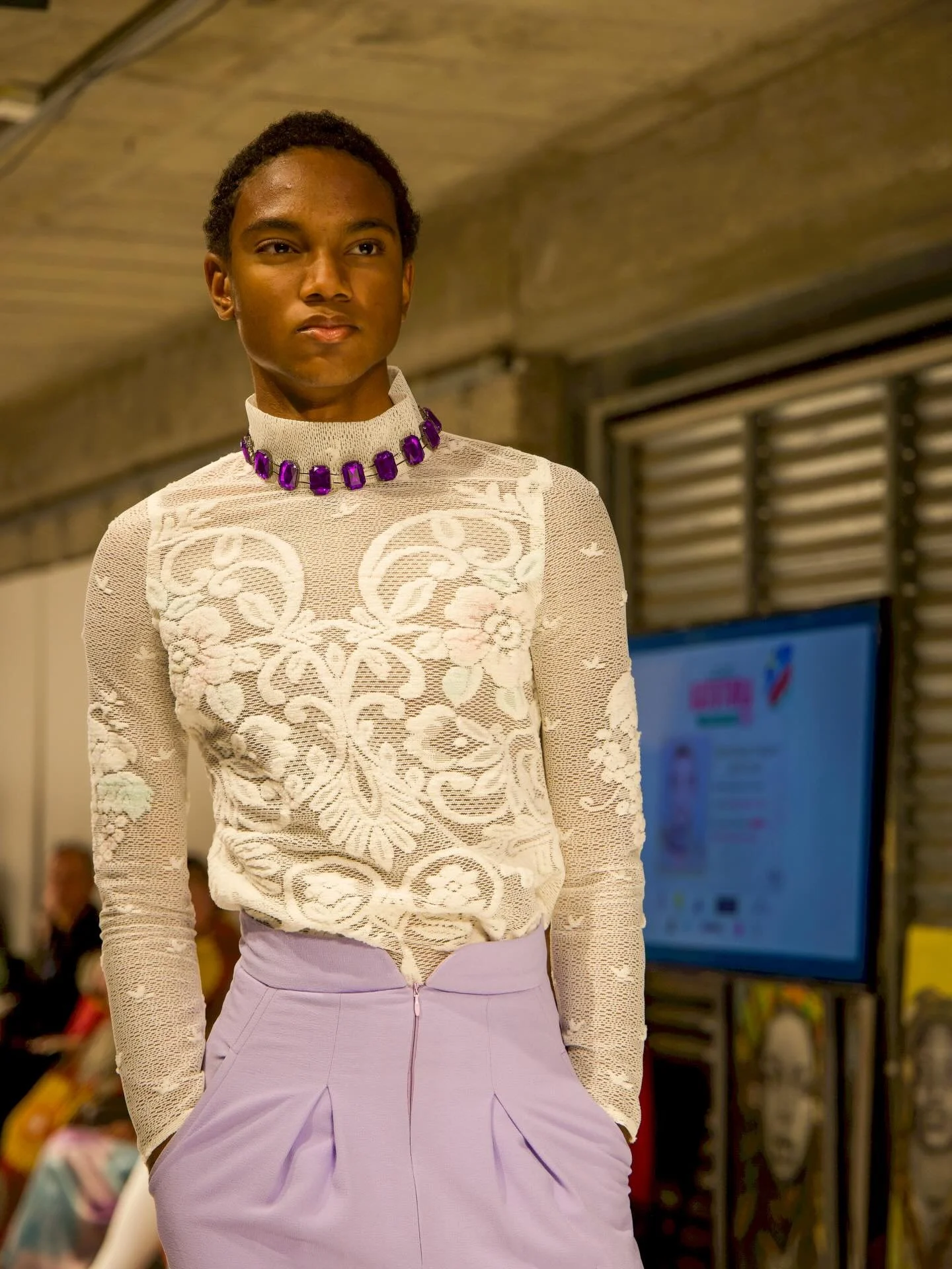 N&bull;8 Djudja

🤍: @ofc.djudja 
📷: @guillaumehaurice 
✨: @katuturafashionweek 
🇳🇦: @fnccnam 

#fashionshow #namibie #reunionisland #mode #love