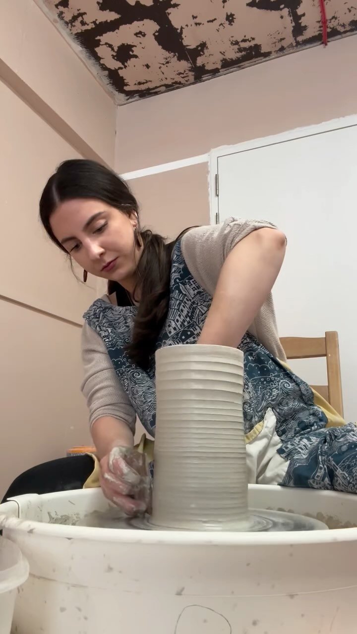 A quick throw between classes!🪷
#pottery #ceramics #artist #wheelthrowing #artistsoninstagram #throwing #hampshire