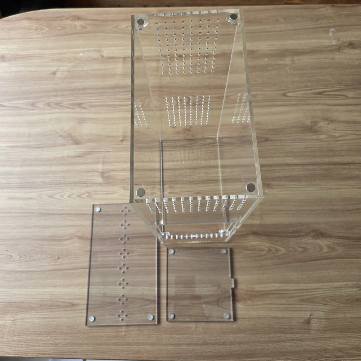 xl-arboreal-acrylic-enclosure-15w-x-26d-x-40h-cm.jpg