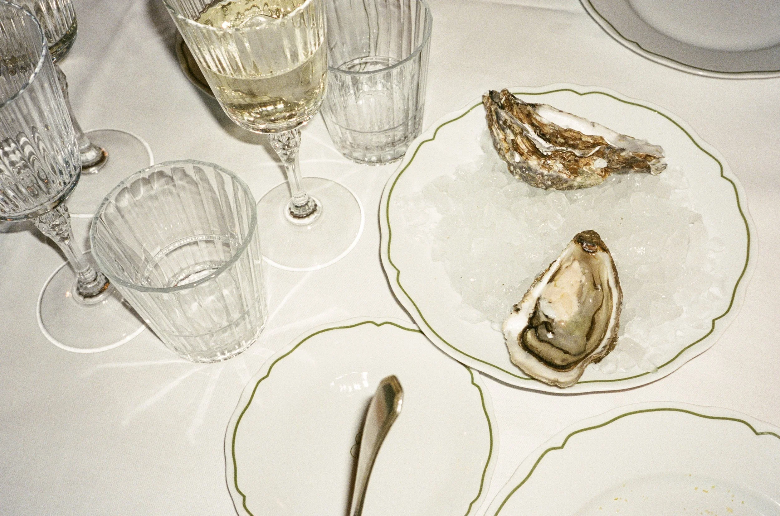 Victoire Pinel pour Gilbert Arrès. Une collection RECEVOIR ARCHIVE 01 B