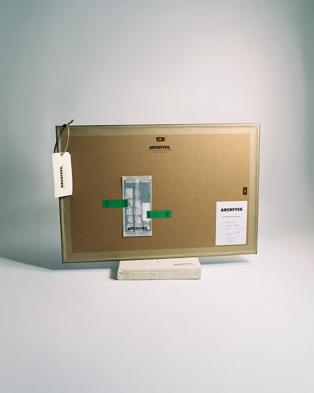 Victoire Pinel pour Gilbert Arrès. Une collection RECEVOIR ARCHIVE 04 D