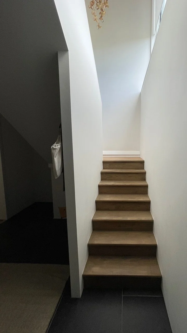 Golant Hallway Before