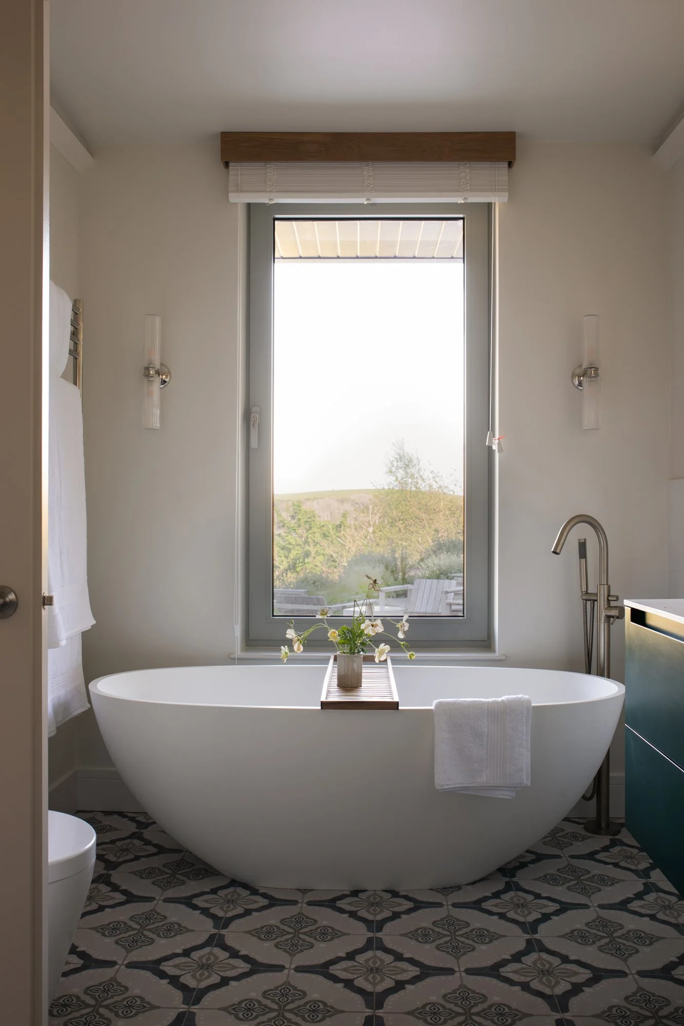 Golant-Tanya-Bentley-Interior-Architect-Bedrooms-016.jpg