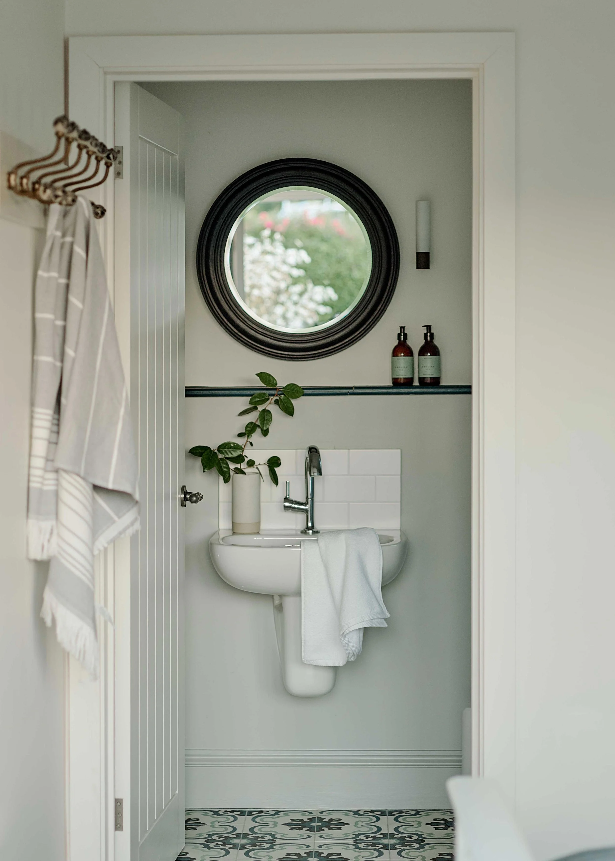 Tanya-Bentley-Interior-Design-Alexander-Collins-29-cropped.jpeg