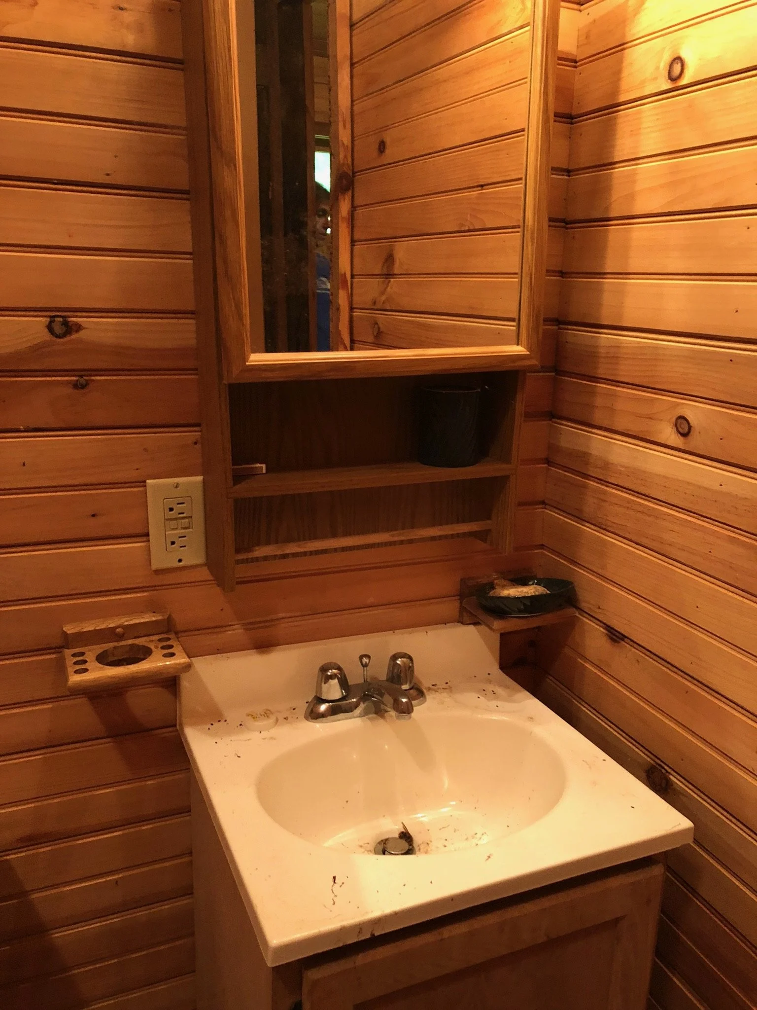 Hillside cabin - bathroom