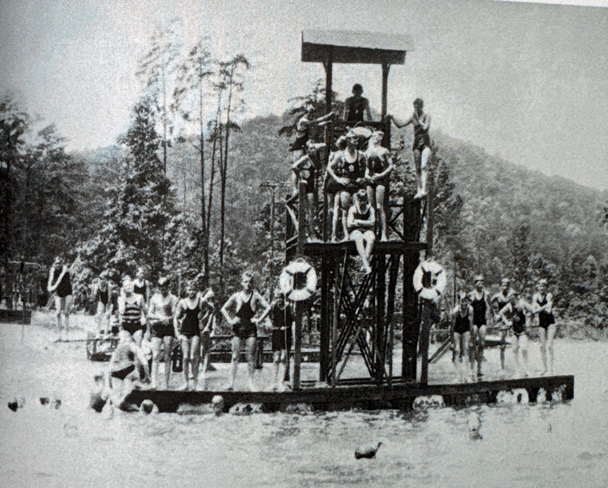 Diving structure, 1930s
