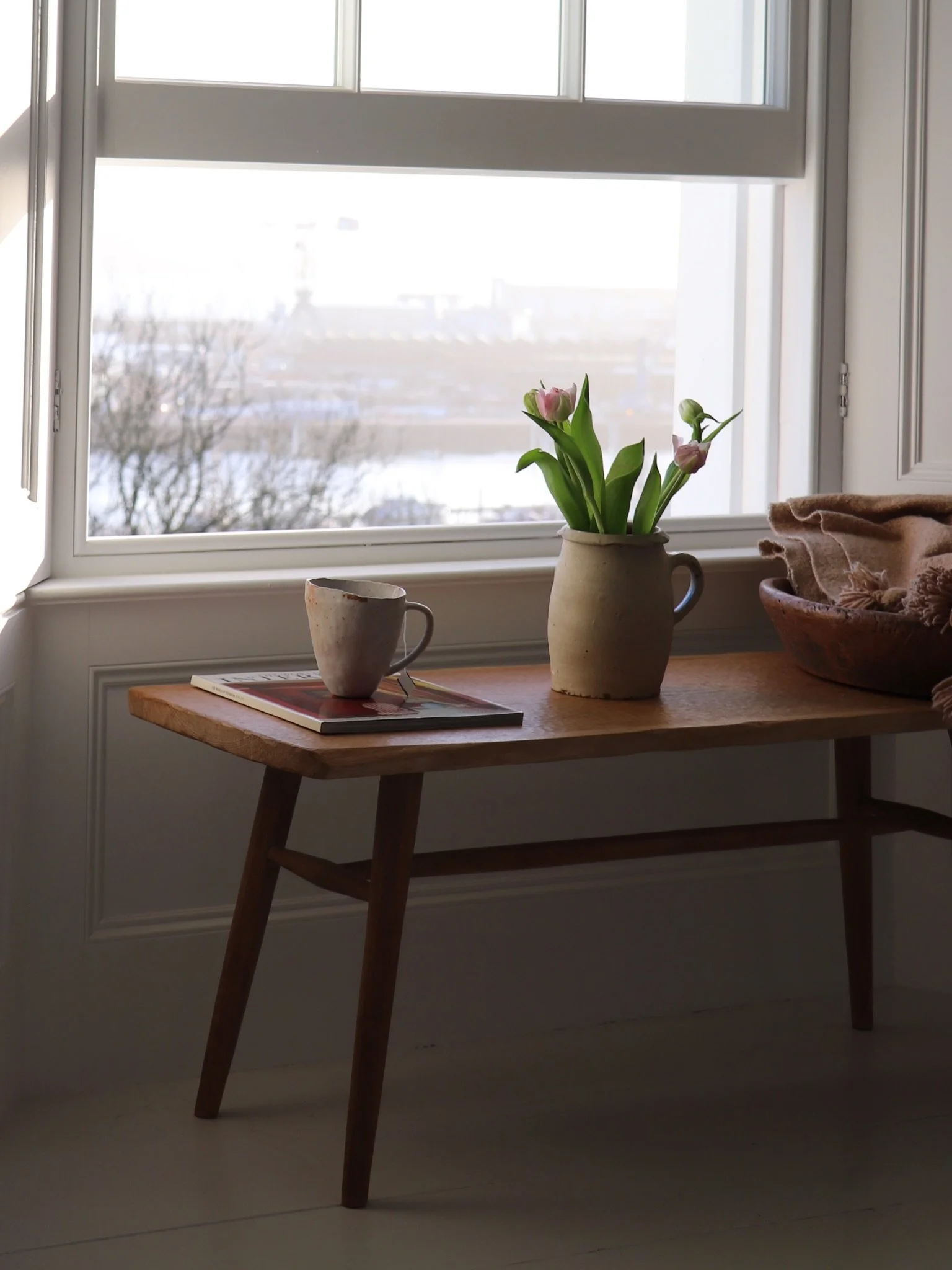 The first iteration of the Mawnan Bench.

Itʼs been 5 years since I started this venture,
doesnʼt feel like it but Iʼve learnt a lot, made
plenty of mistakes and had a handful of
amazing partnerships and collaborations to
be proud of.

Thereʼs a lot 