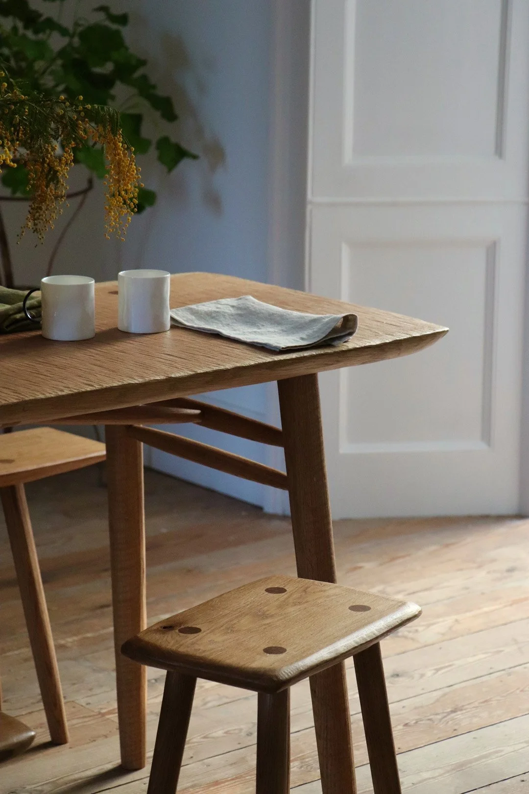 Dining Table - 2.jpg