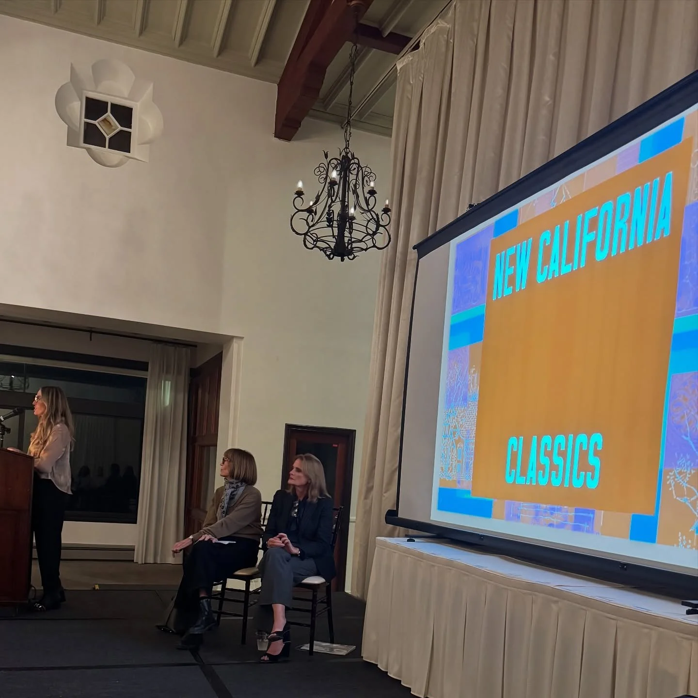 Great night in LA sharing our work studying 7 common architectural styles of Altadena and The Pacific Palisades and creating the #NewCaliforniaClassics now online for anyone to access.  The idea, conceived of by #DLNmembers @jrummerfield @mvtrout @he