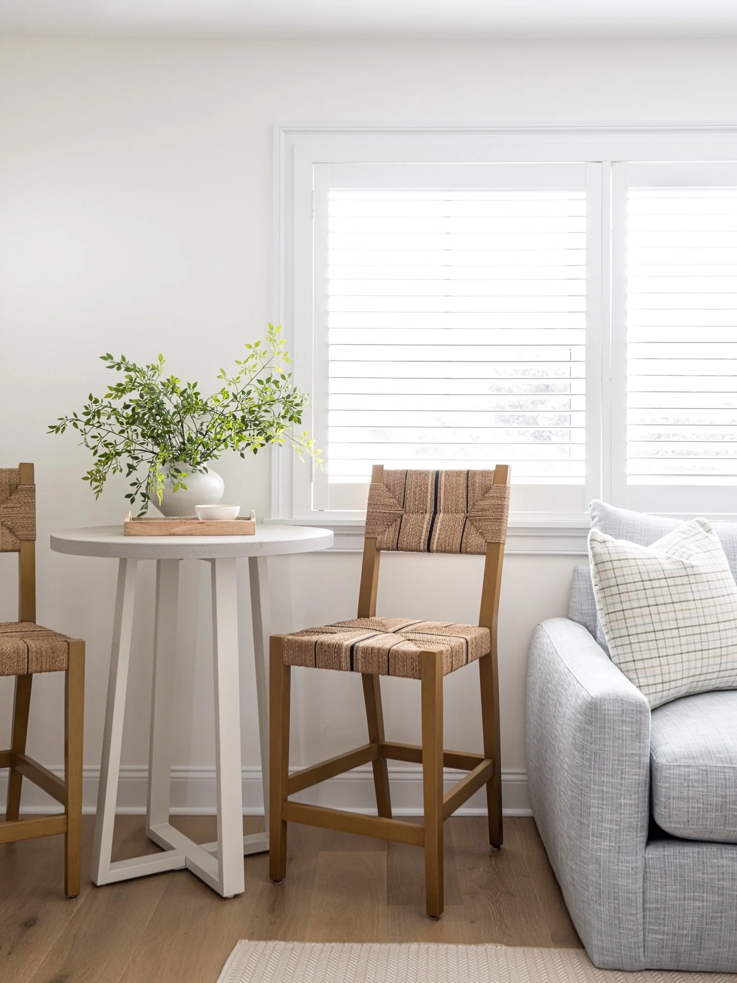 Slow mornings in a sunny corner. ☕

Design: @colorandcrownid 
Photography: @ommediallc