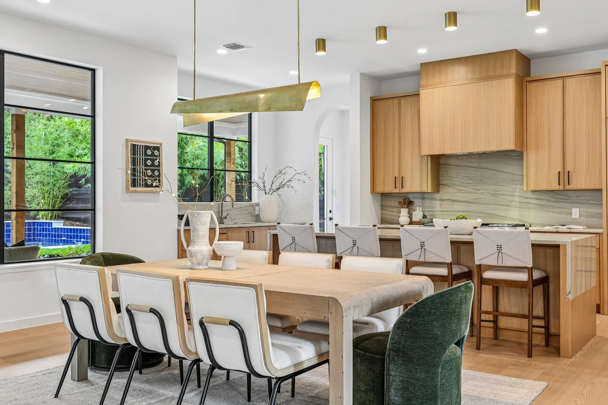 15-web-or-mls-Valeria St-S2609-015.jpg
