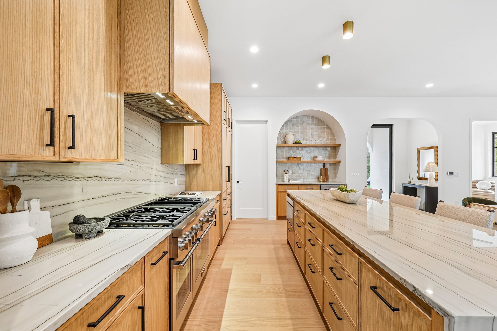 20-web-or-mls-Valeria St-S2609-020.jpg