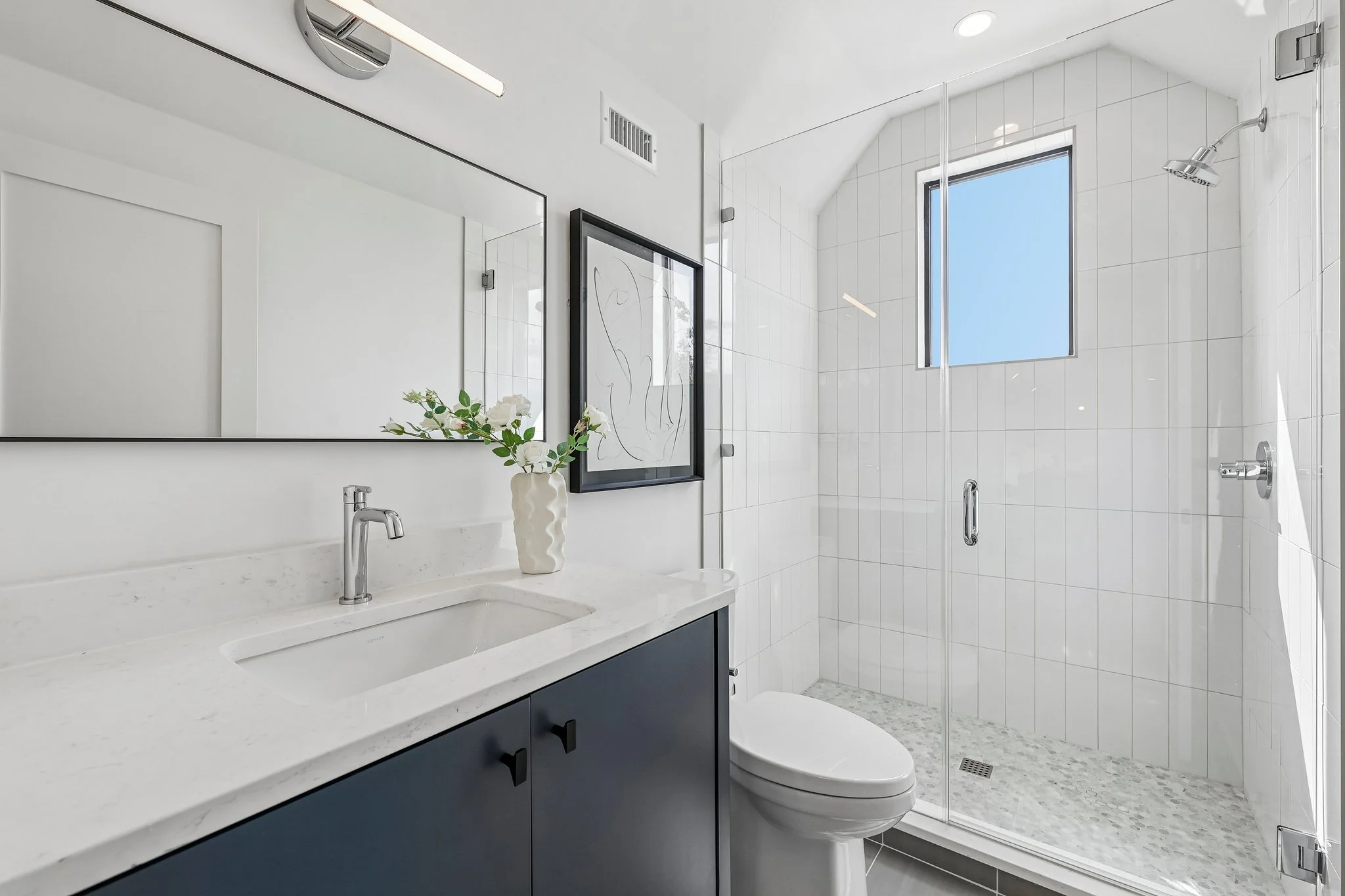 62-web-or-mls-Valeria St-S2609-062.jpg