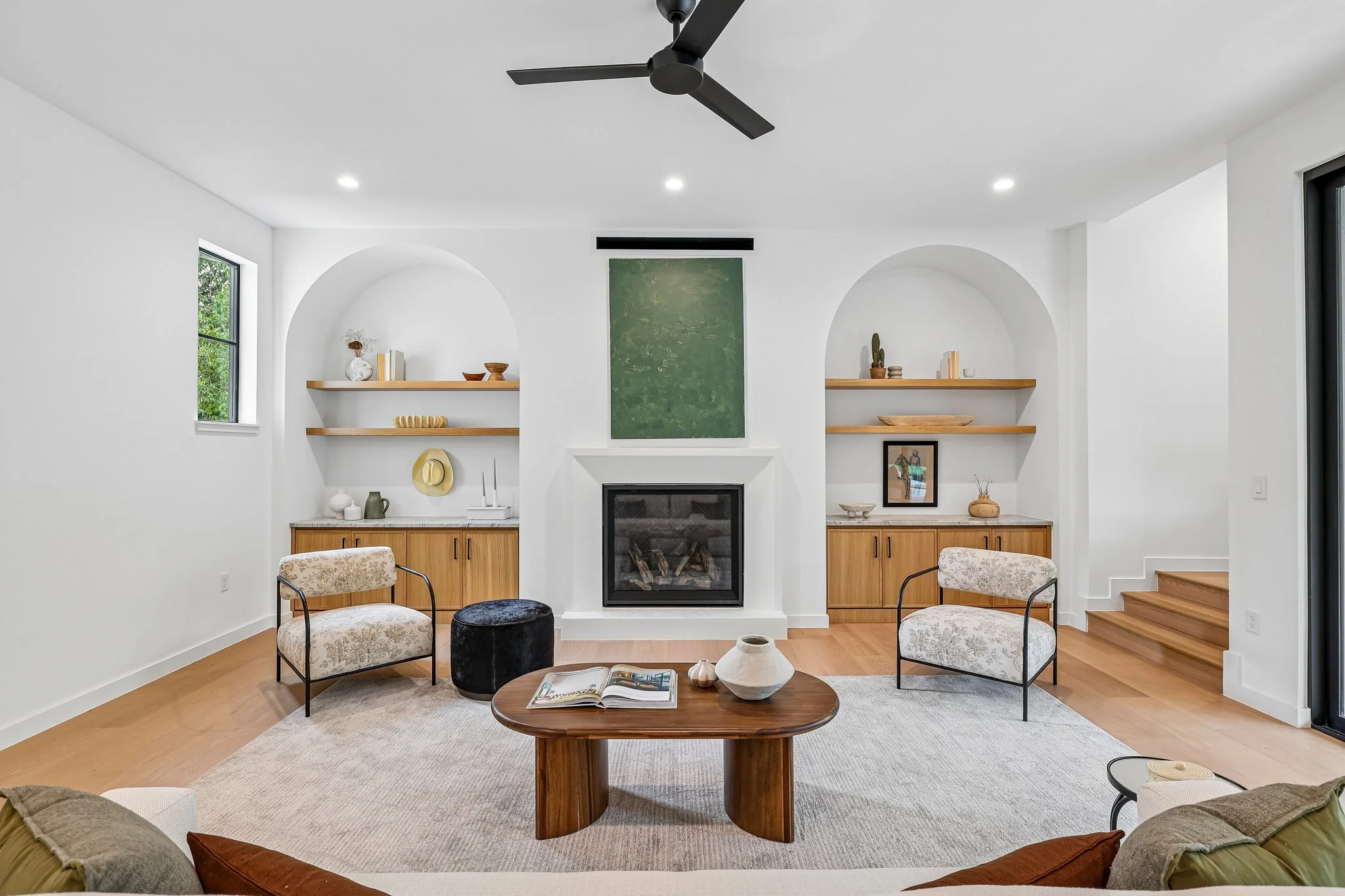 9-web-or-mls-Valeria St-S2609-009.jpg