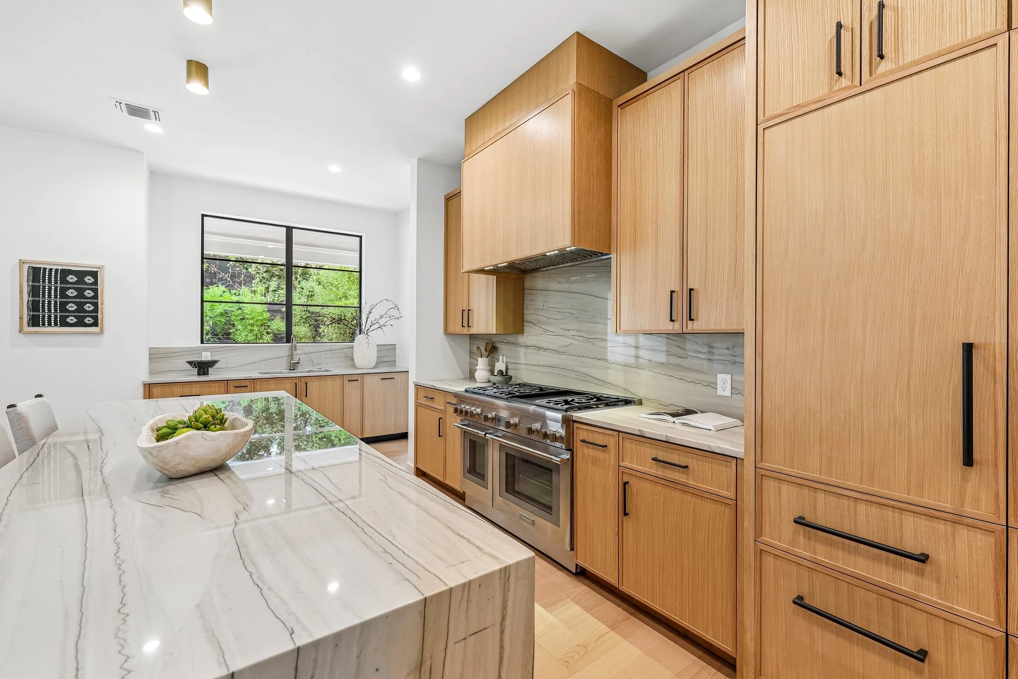 21-web-or-mls-Valeria St-S2609-021.jpg