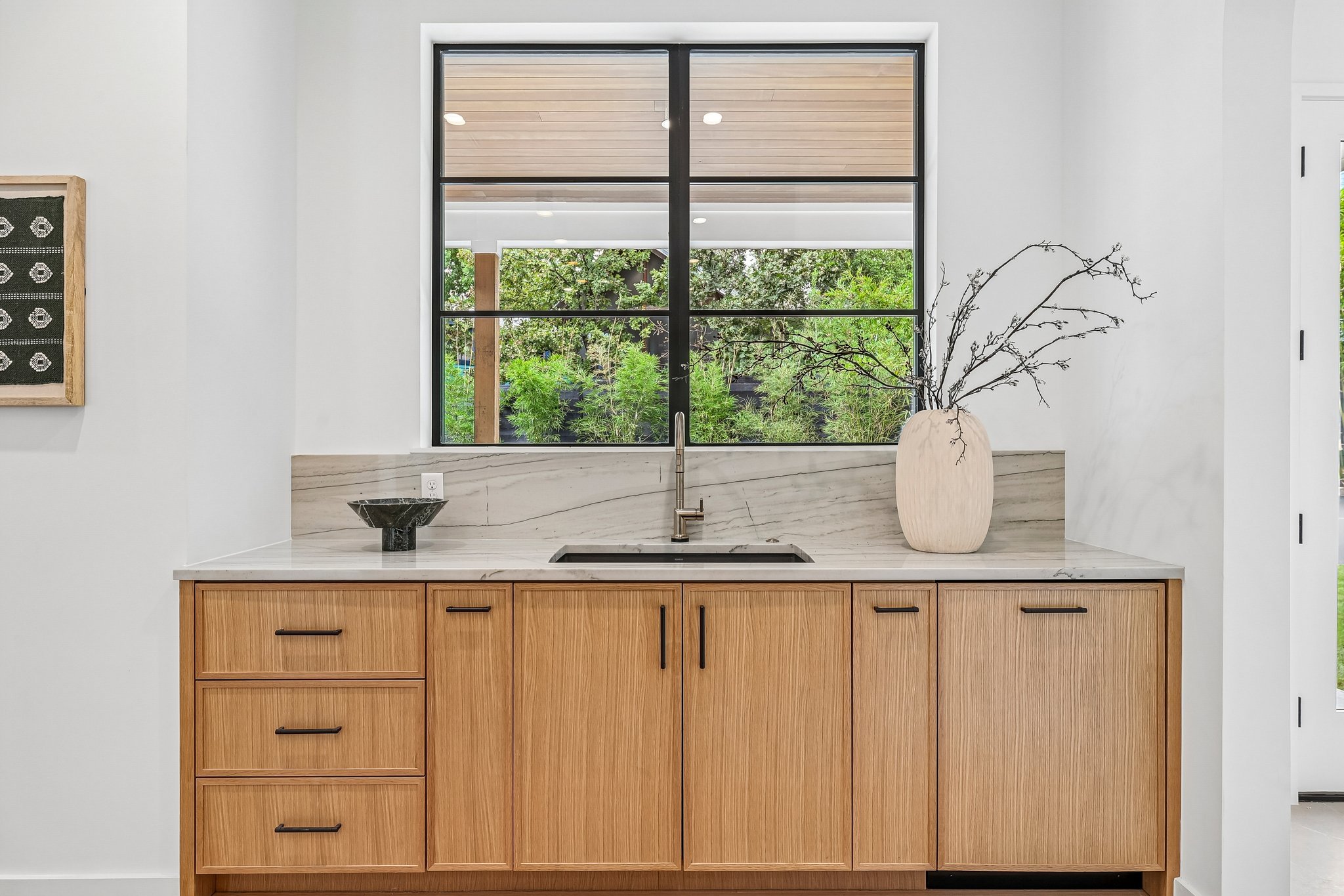 22-web-or-mls-Valeria St-S2609-022.jpg