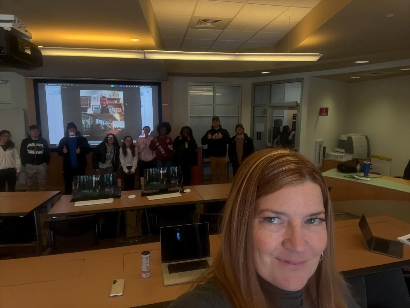 🎥 We were excited to welcome Dane Joseph, currently Vice President of Unscripted Programming at Hulu, to our Breaking Into the Media course, taught by Liz Fine. 

He shared insights from his current role at Hulu and his past experience with Walt Dis