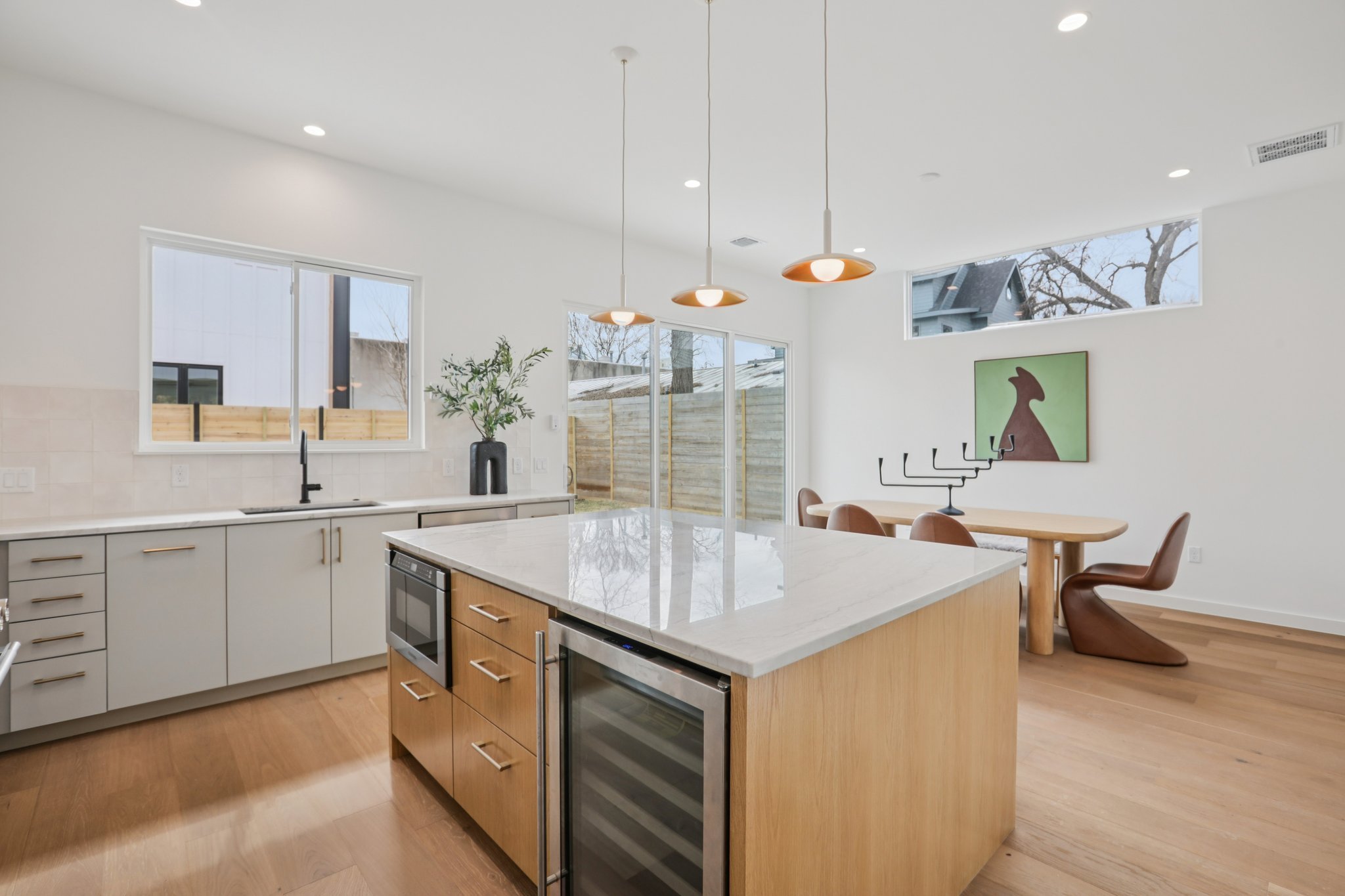 10-web-or-mls-Garwood St 1-S2102-022.jpg