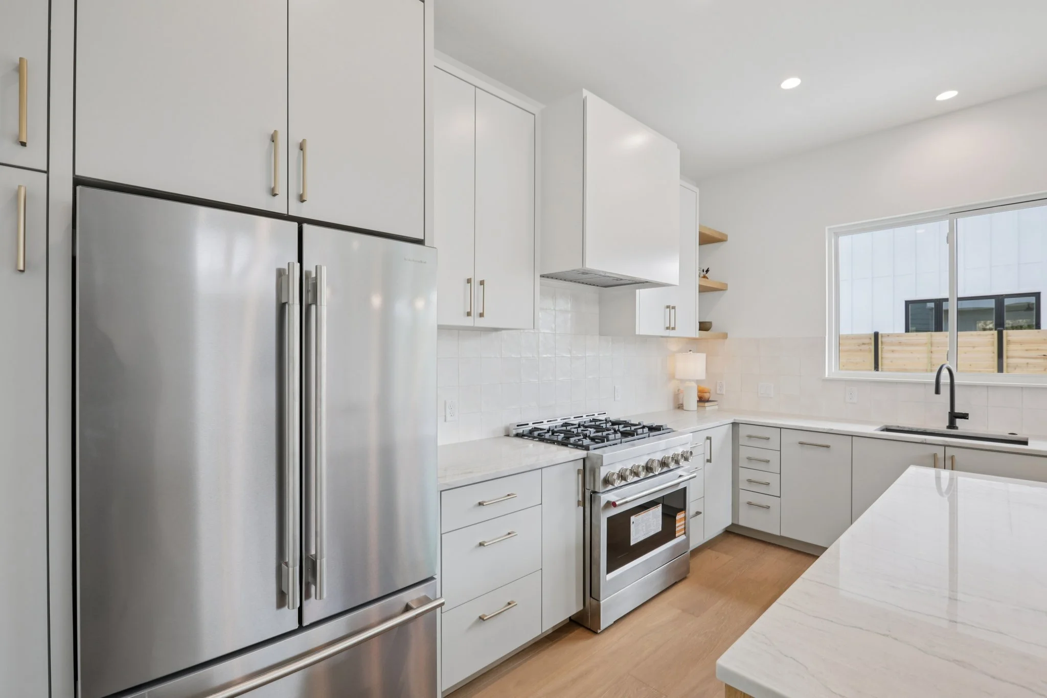 9-web-or-mls-Garwood St 1-S2102-019.jpg