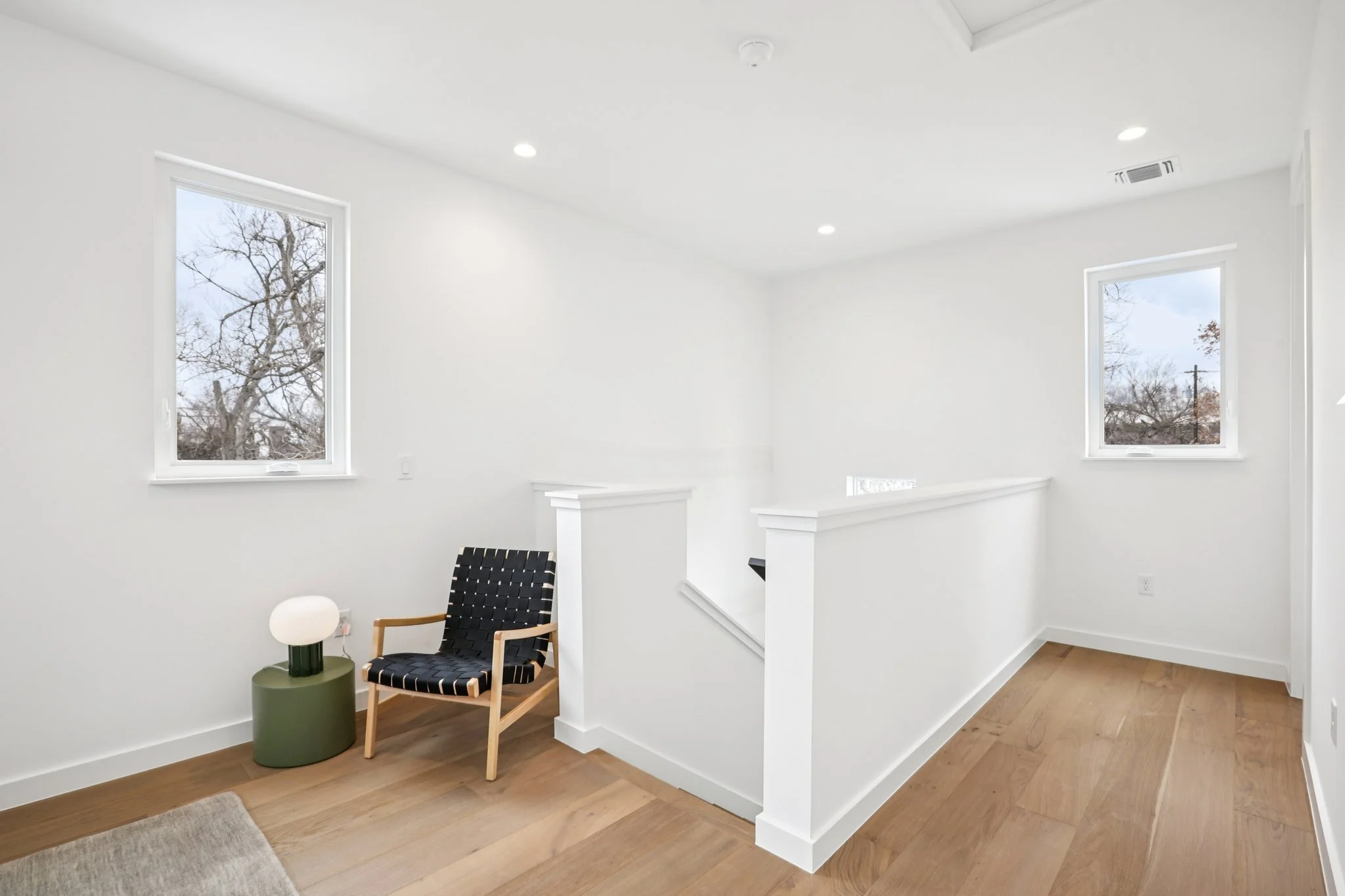 17-web-or-mls-Garwood St 2-S2202-033.jpg