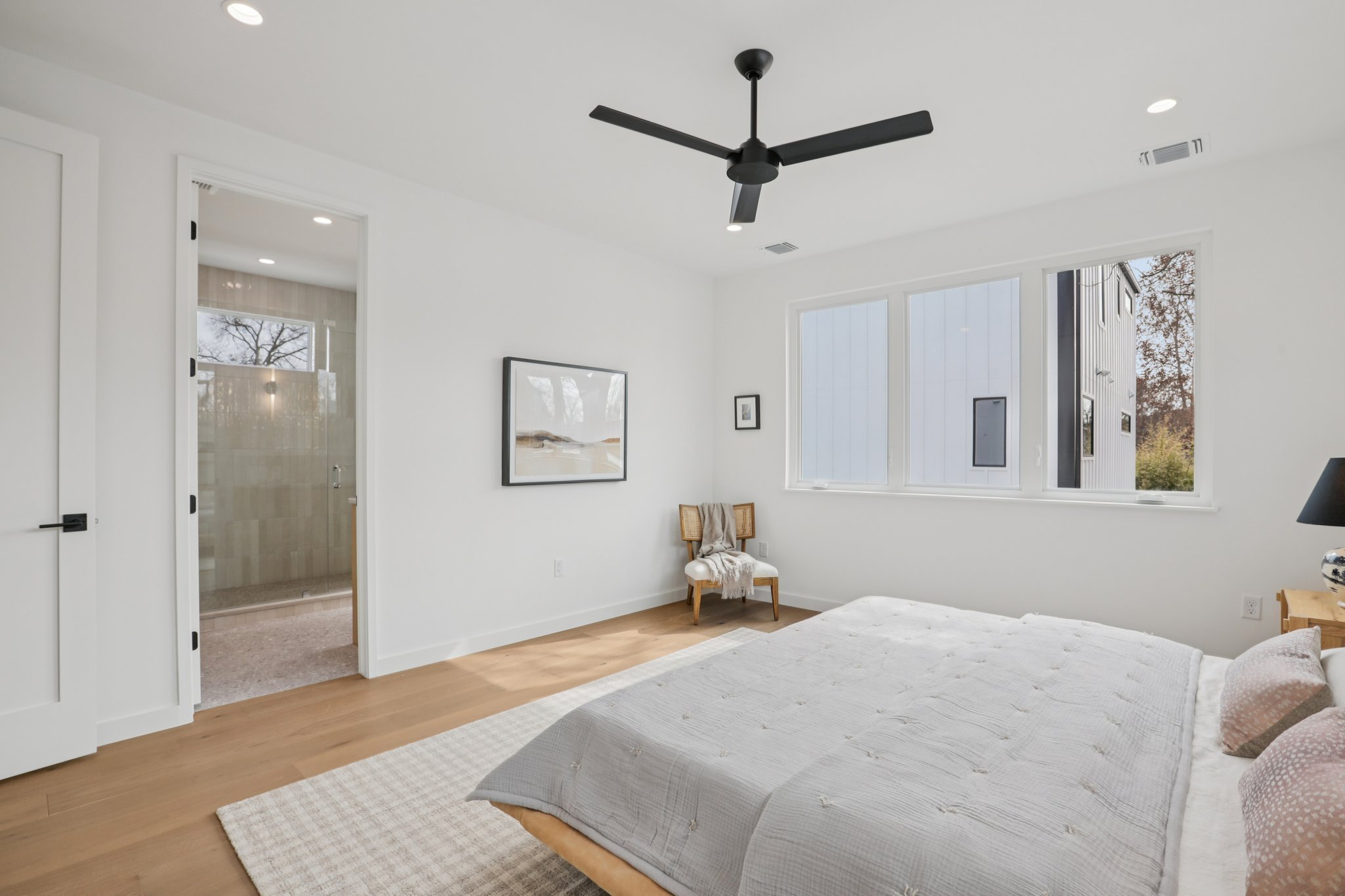 17-web-or-mls-Garwood St 1-S2102-036.jpg