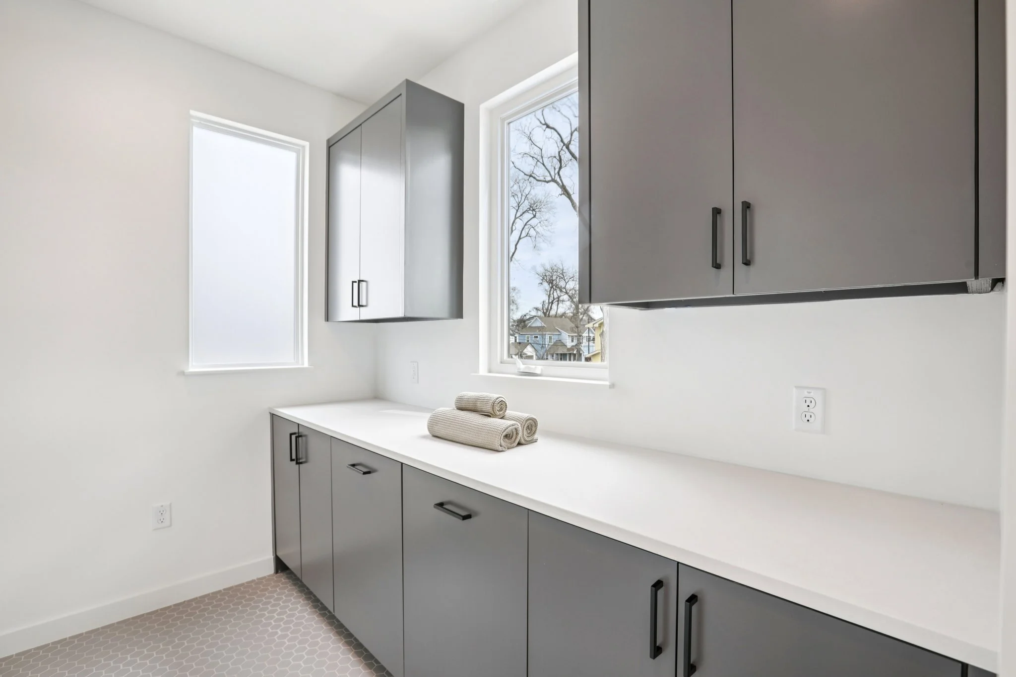 15-web-or-mls-Garwood St 2-S2202-020.jpg