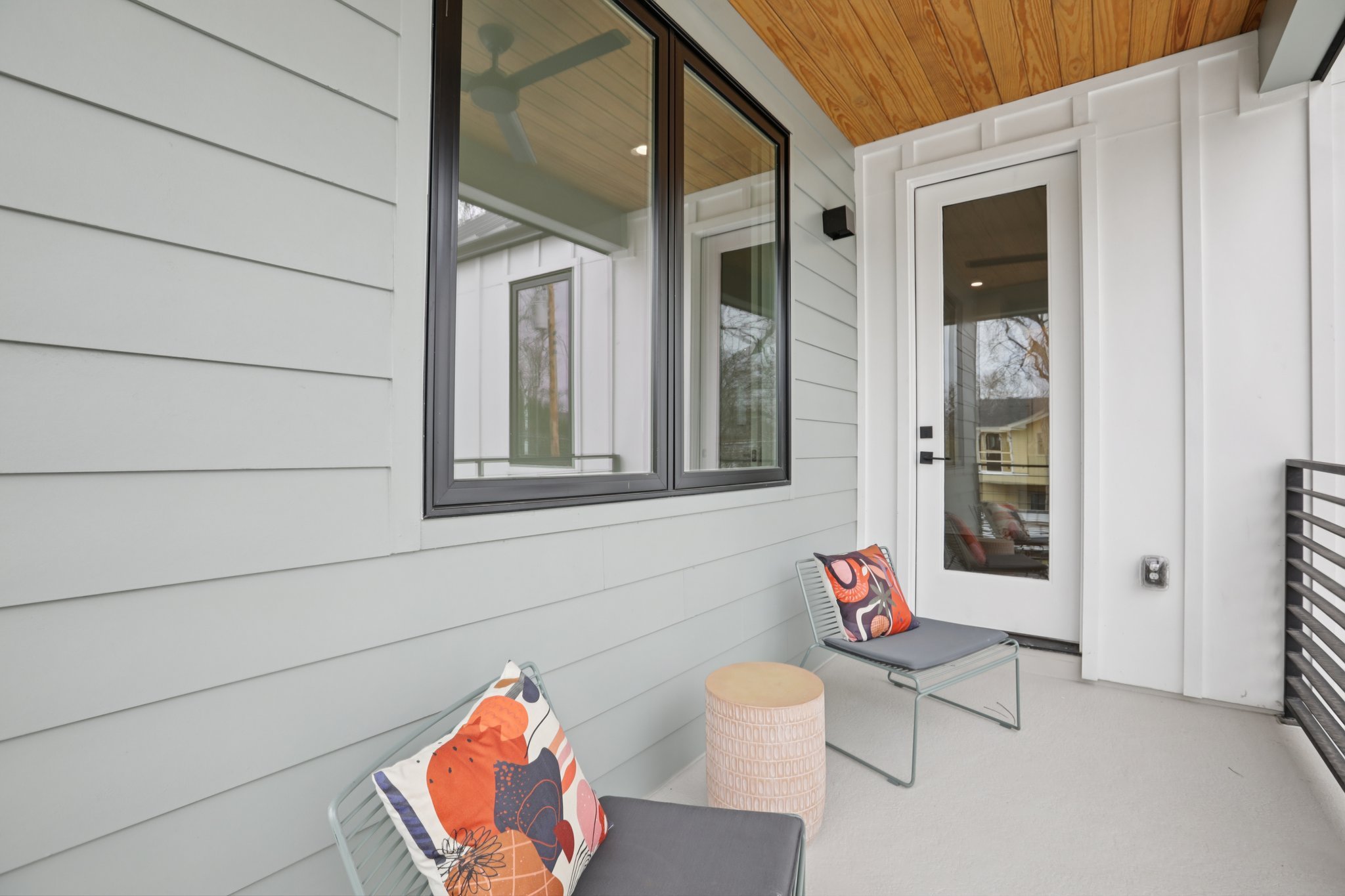 25-web-or-mls-Garwood St 1-S2102-050.jpg