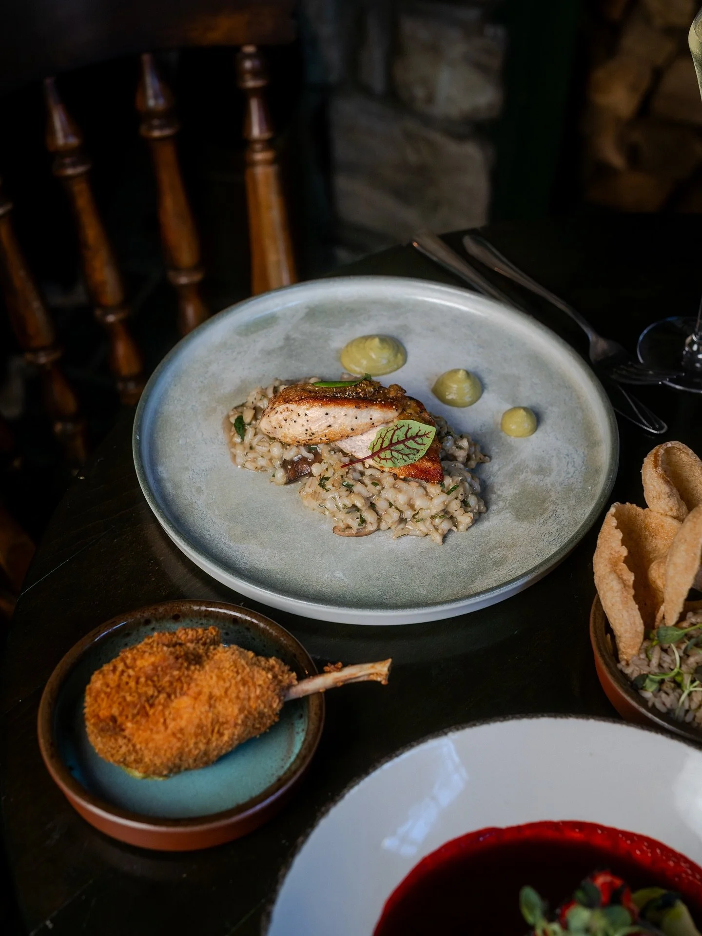 New shots for @thewigandpentruro ~ this autumn menu is definitely their best one yet 👏🏼 

I&rsquo;ve been shooting for The Wig for some time now and it&rsquo;s been so amazing to see @benpeters_chef @_josholds and the team upping their game with ev