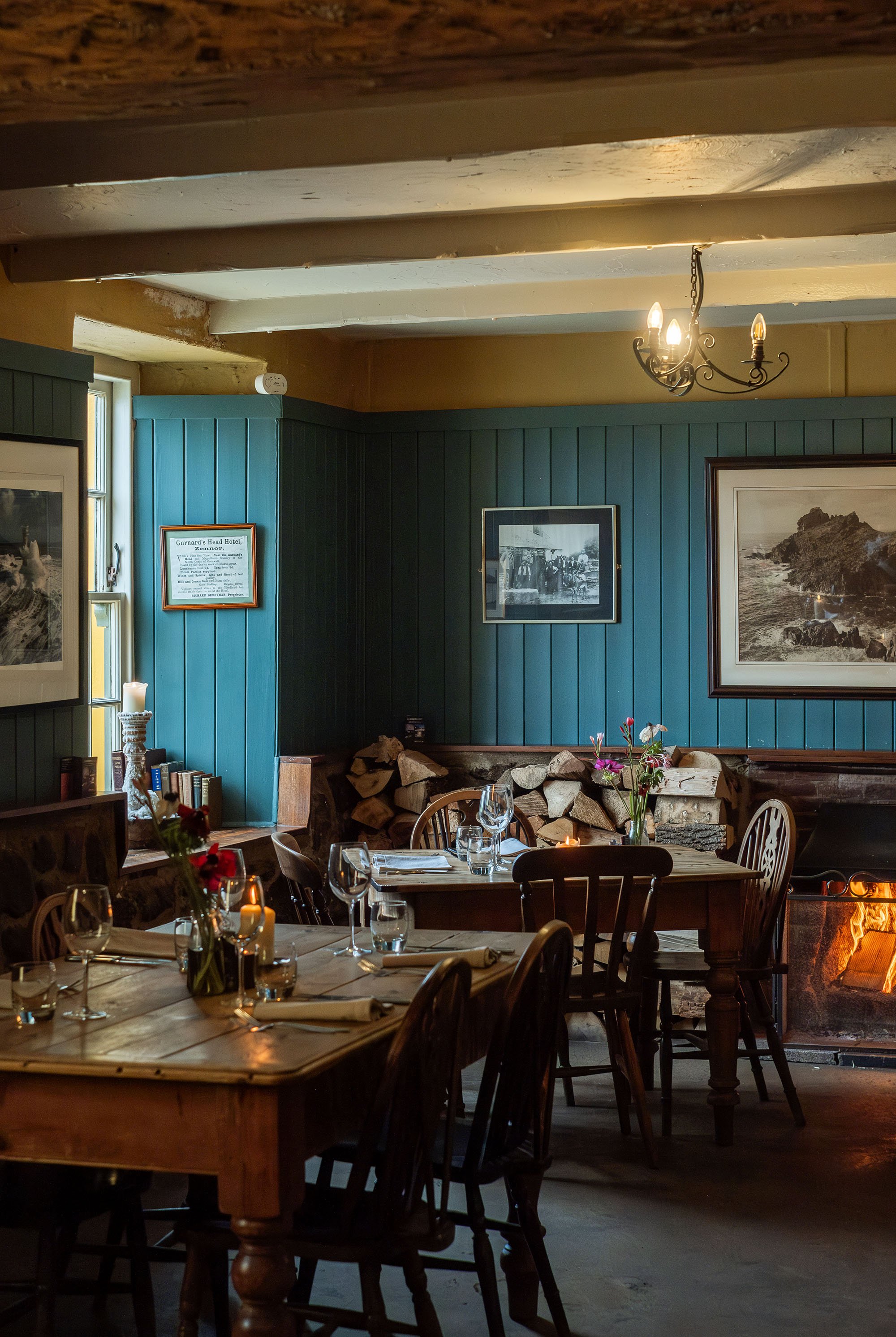 Interiors photographer for restaurants