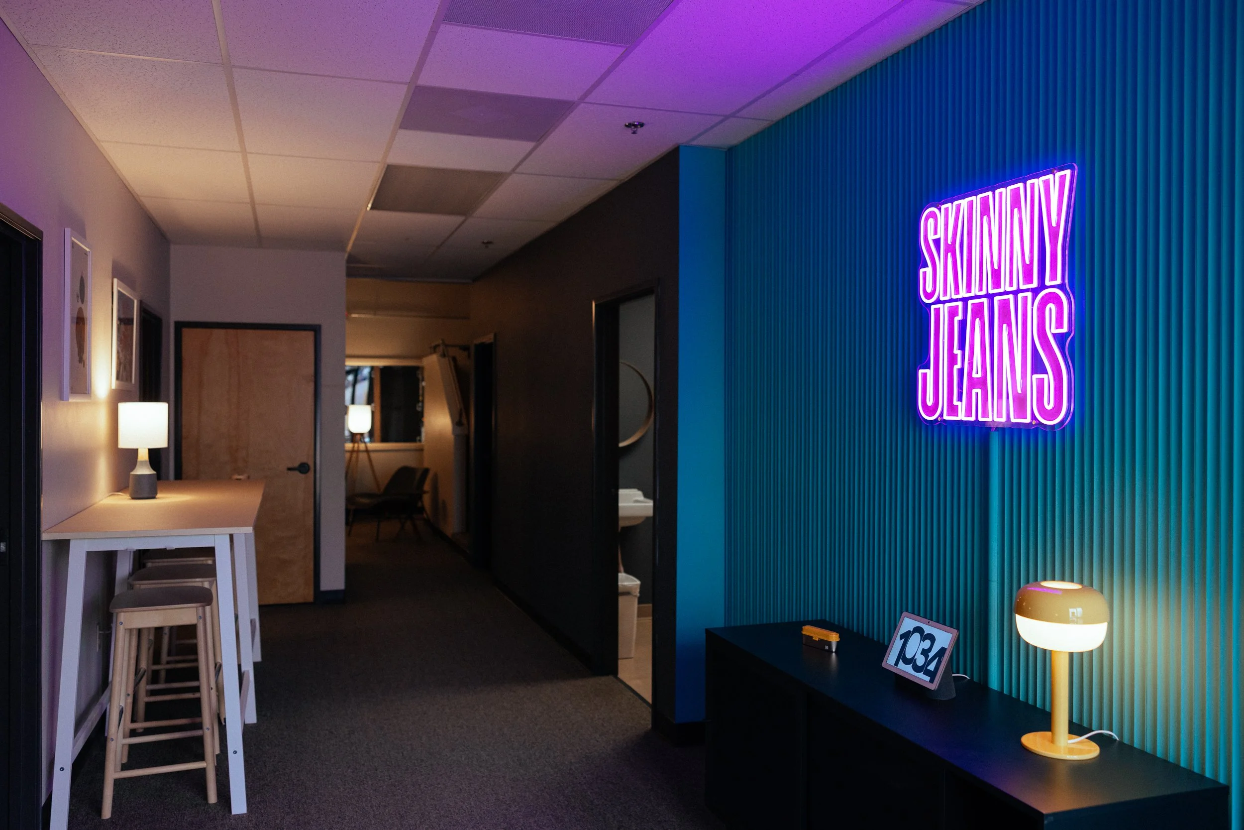 Skinny Jeans studio in Kansas City area with an LED wall for photo and video production. Commercial, film, social, corporate, people, portraits, lifestyle, action, music videos and photography can all be filmed or photographed on an LED wall.