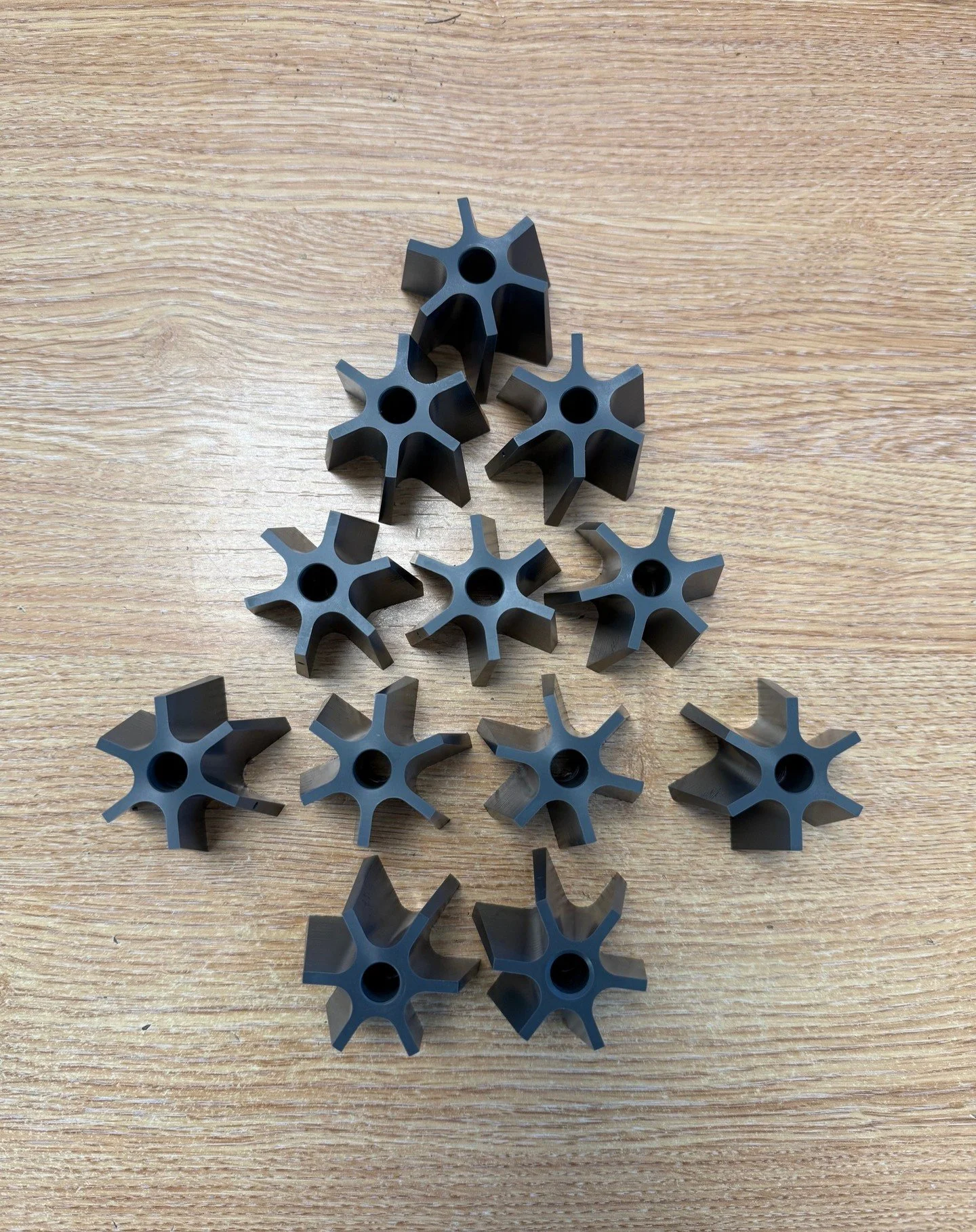 We finished 2024 off with these PTFE propellors, manufactured from round bar on our 4th Axis on our Hurco VMX42i 👏

#miningindustry #urgentrequirement #cnc #cncmill #machinist #machineshop #machining #cncmachining #cncmachine #cncmachinist #cncmilli