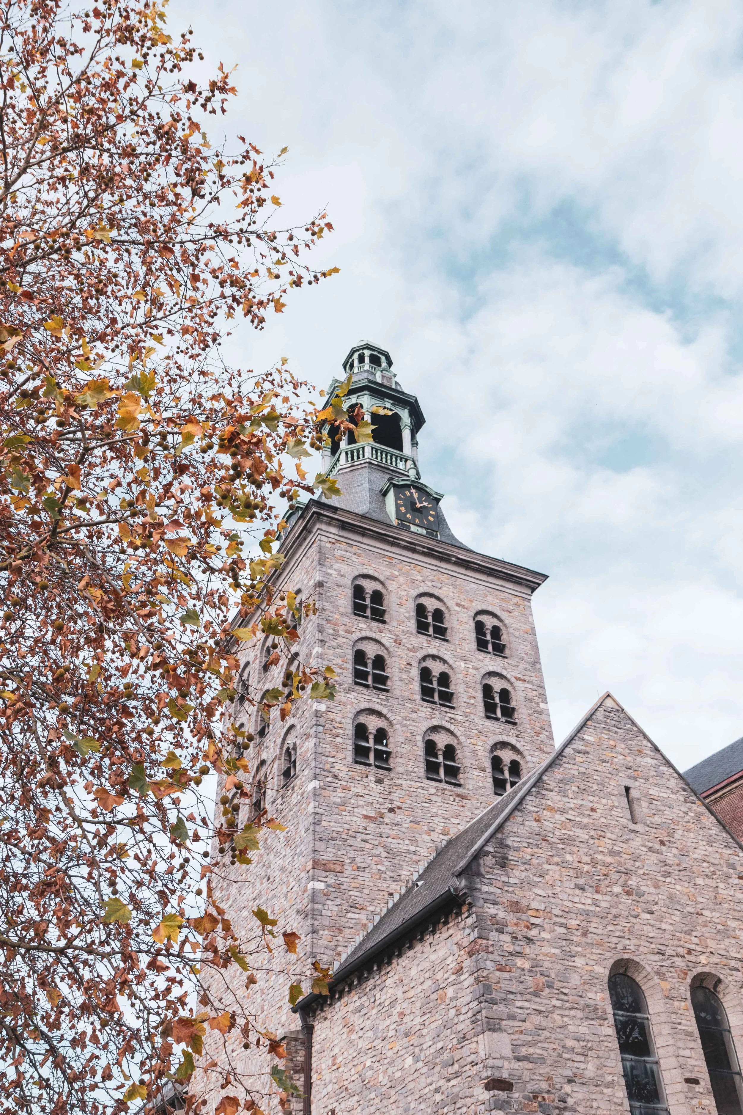 Pastorale Eenheid 'De Jordaan' Harelbeke / Kerk in Harelbeke - Sint-Salvatorkerk