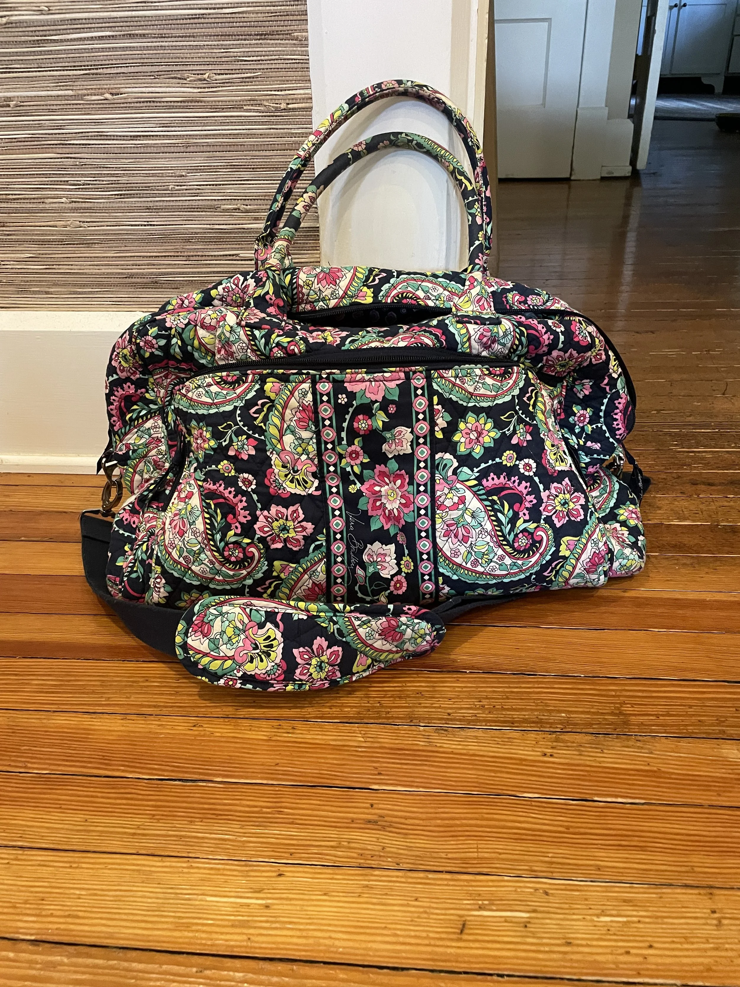 CC83 Vera Bradley Petal Paisley duffle