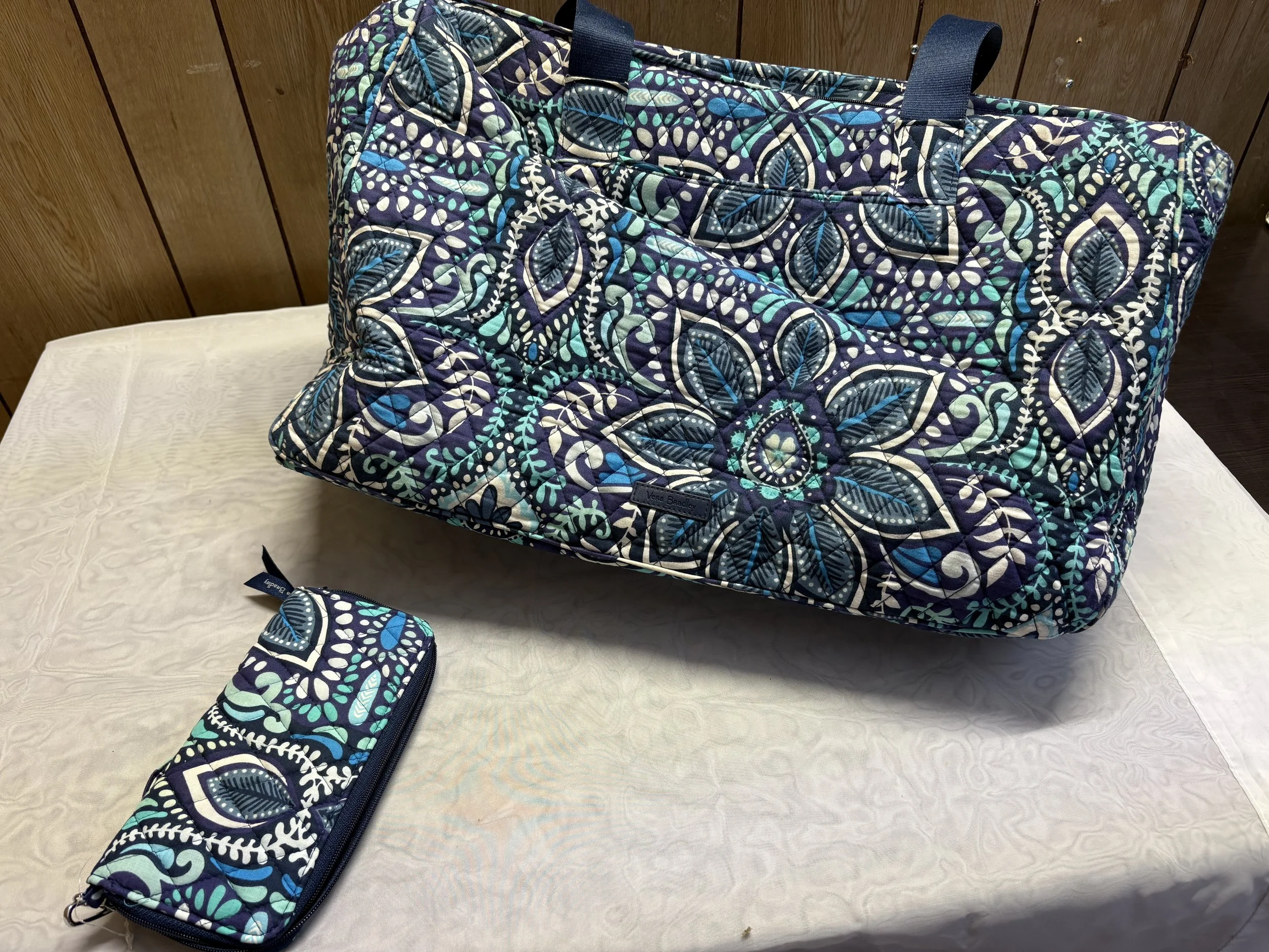 Vera Bradley Large Duffel and NWT Wristlet In Blue Island Medallion