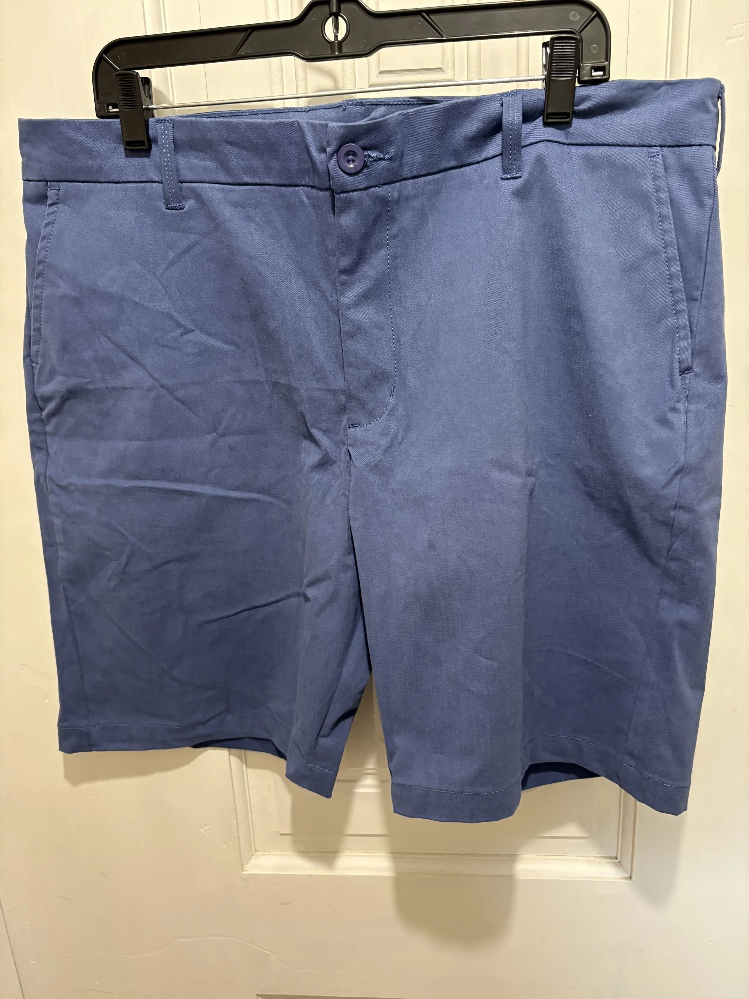 Cotton Traders size 40 Mens Dark Blue NWT Shorts