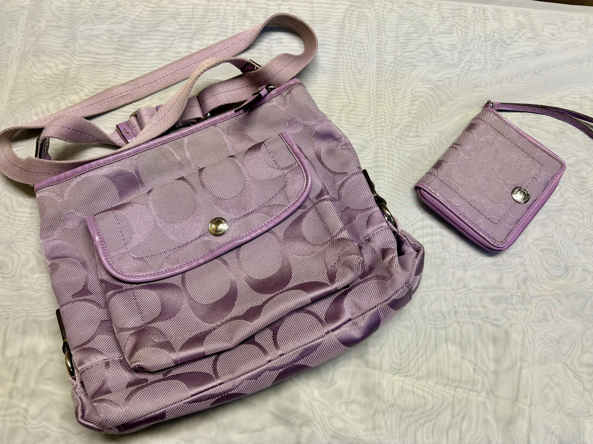 Lavender Coach purse and wallet set