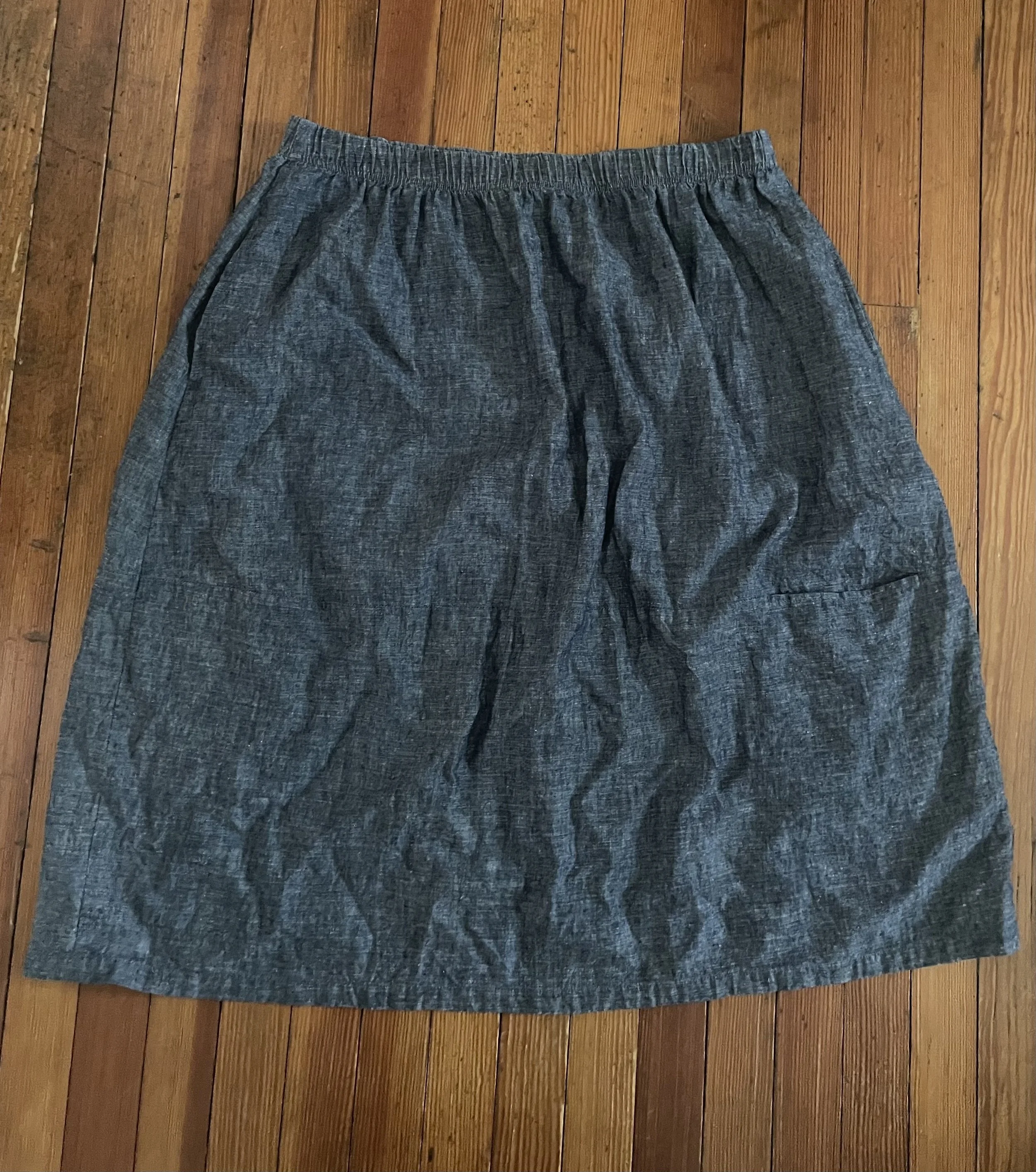 CC91 Eileen Fisher Chambray Skirt, XL