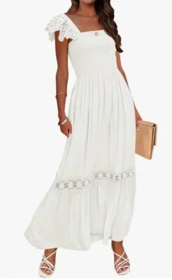 Zesica Ladies White Maxi Dress Size Large NWT