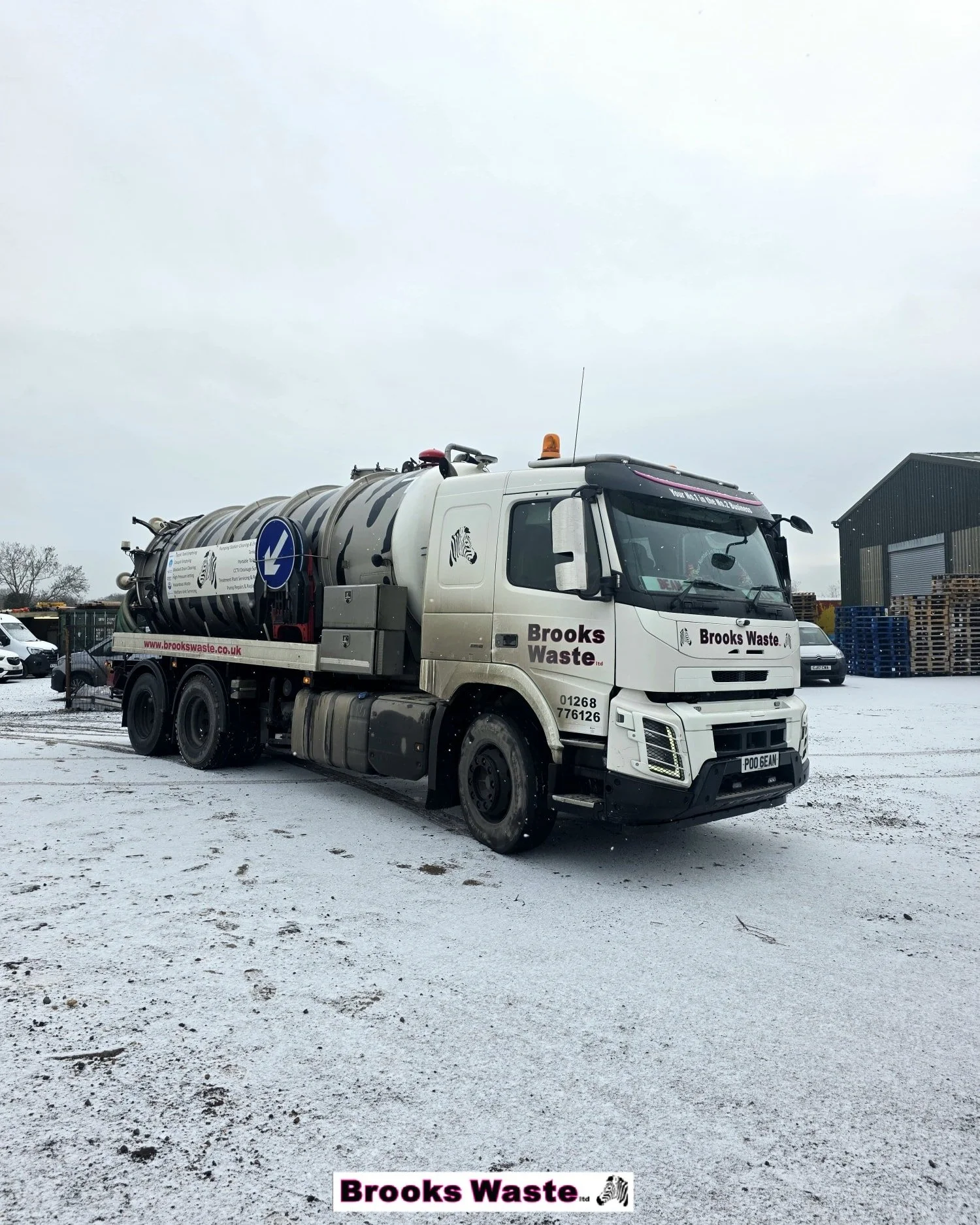 Here comes the rain 🌧

Looks like the snow and ice have moved on, and the wet weather is rolling in! We hope you&rsquo;ve got your umbrellas at the ready ☔️

With the heavy rain upon us, our team is on call to attend any flooding or overflows, which