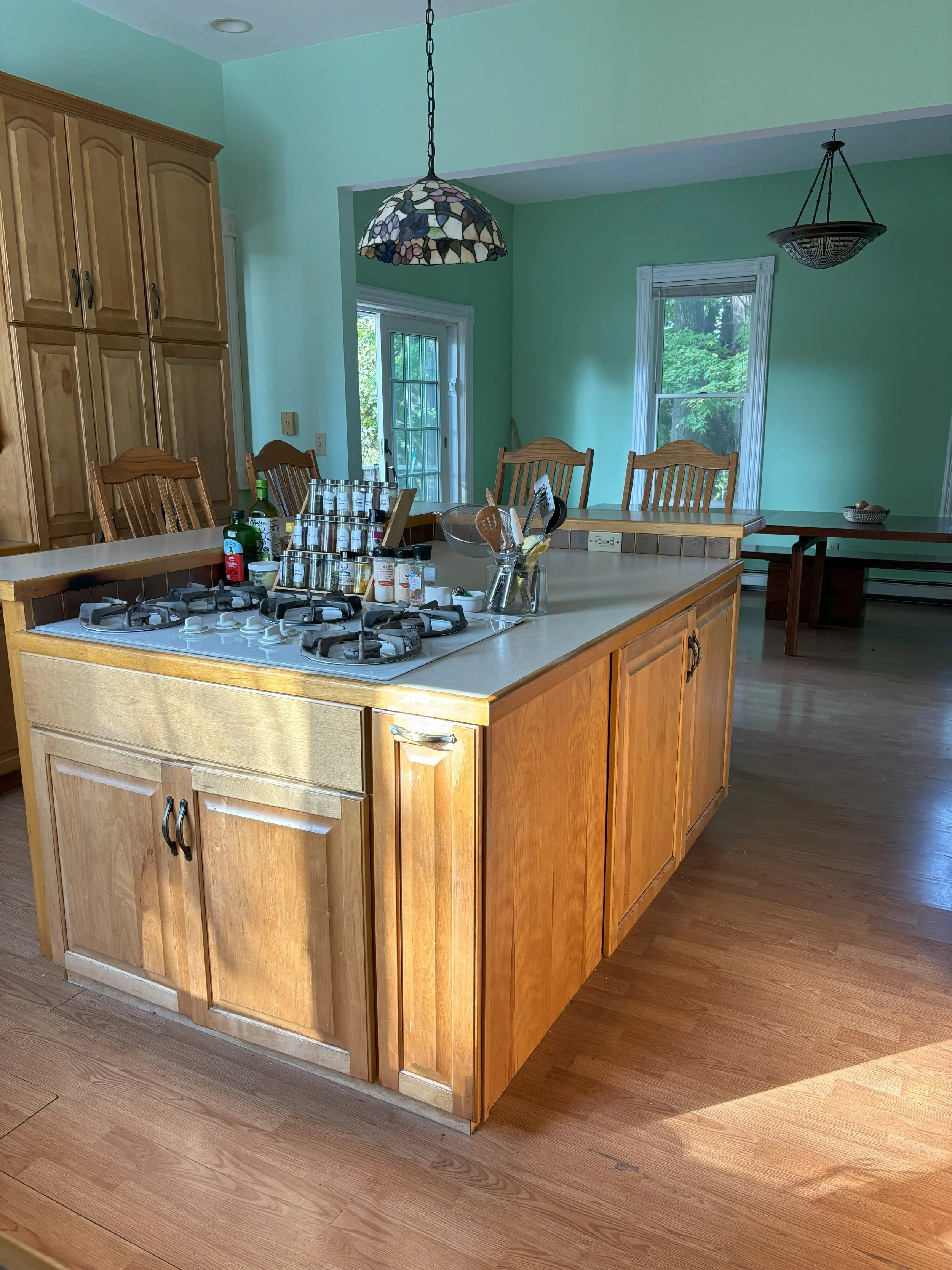 kitchen 1.jpg