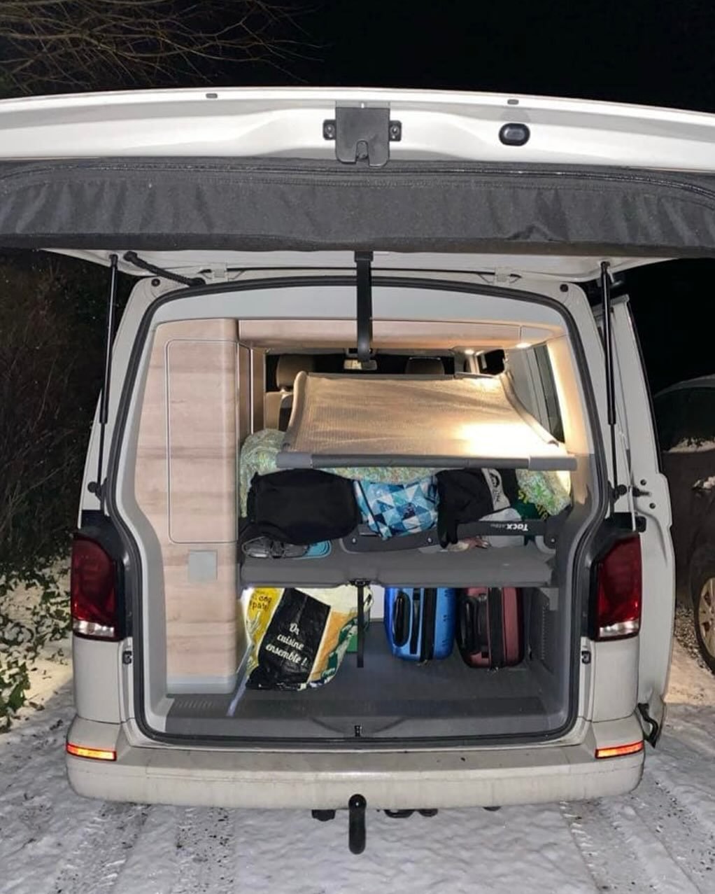 &ldquo;Zooooo ontzettend blij mee&rdquo; aldus 🥳🤩🥂❤️ 🖼️ 💥 geweldige kunstliefhebbers uit Denemarken 🇩🇰 die het kunstwerk hebben vervoerd in een Volkswagen camper 🚐 volgeladen met bagage en 4 personen 😅😁 
They made it 💪🏻👏🏻❤️ helden! 

Wa