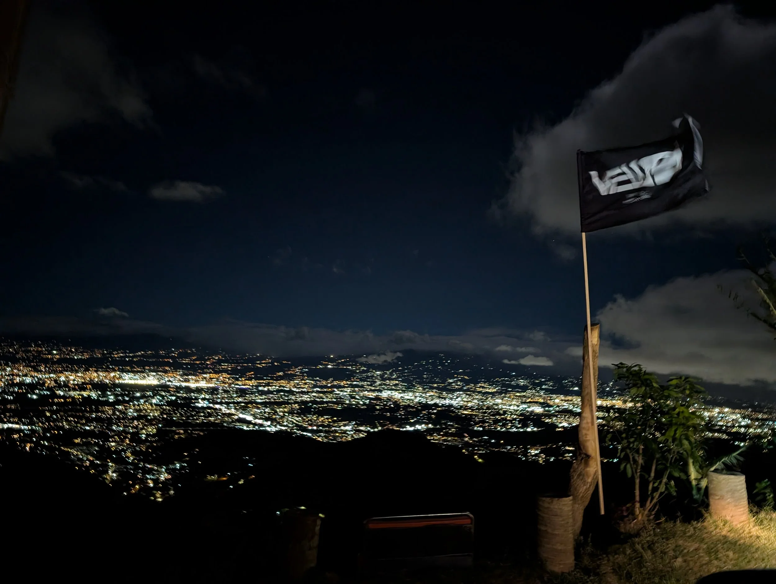 Lo que el Viento en las Eólicas nos Enseñó sobre la Perfección (Views 10)