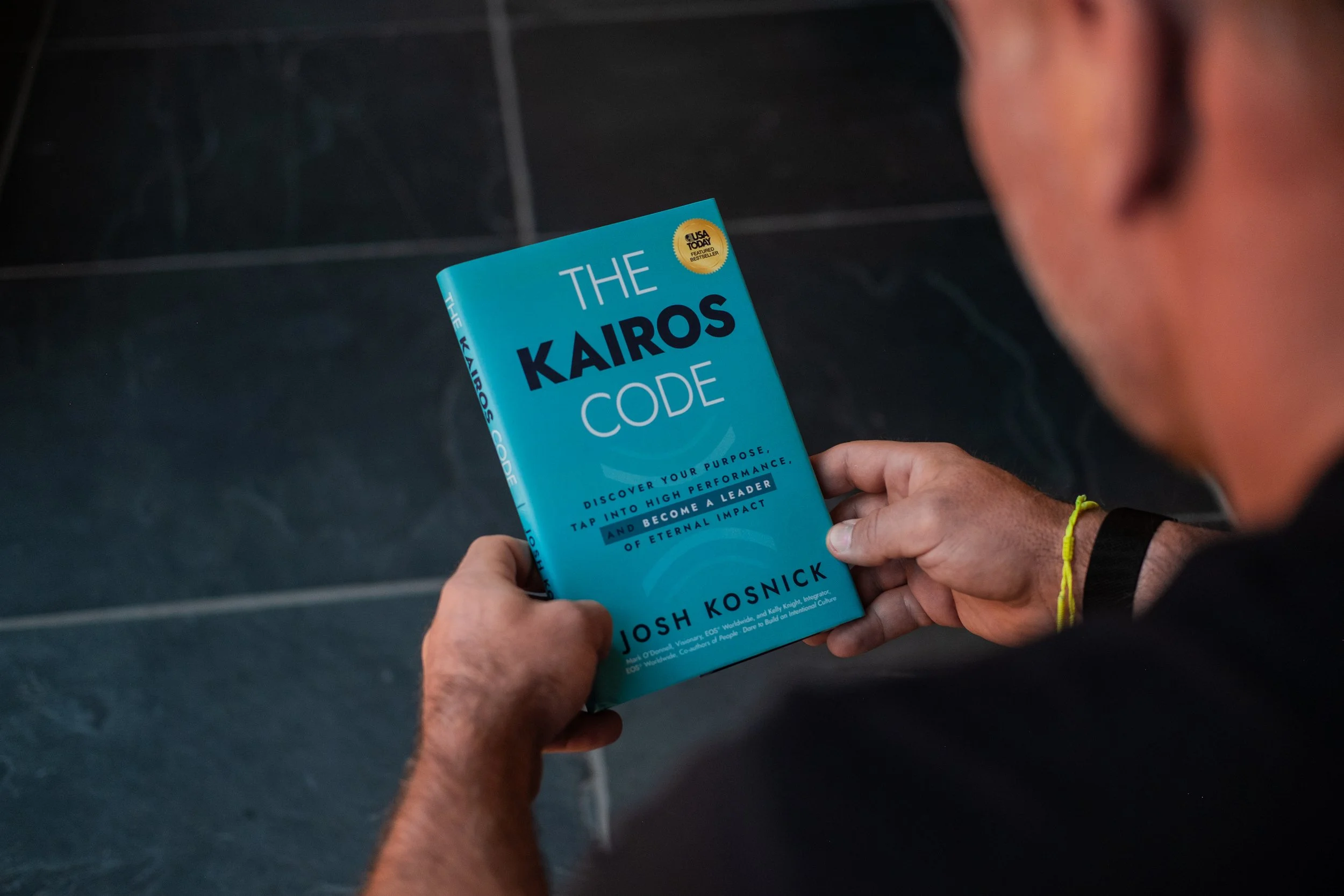 Coaching vs Therapy vs Mentorship | Kairos Coaching