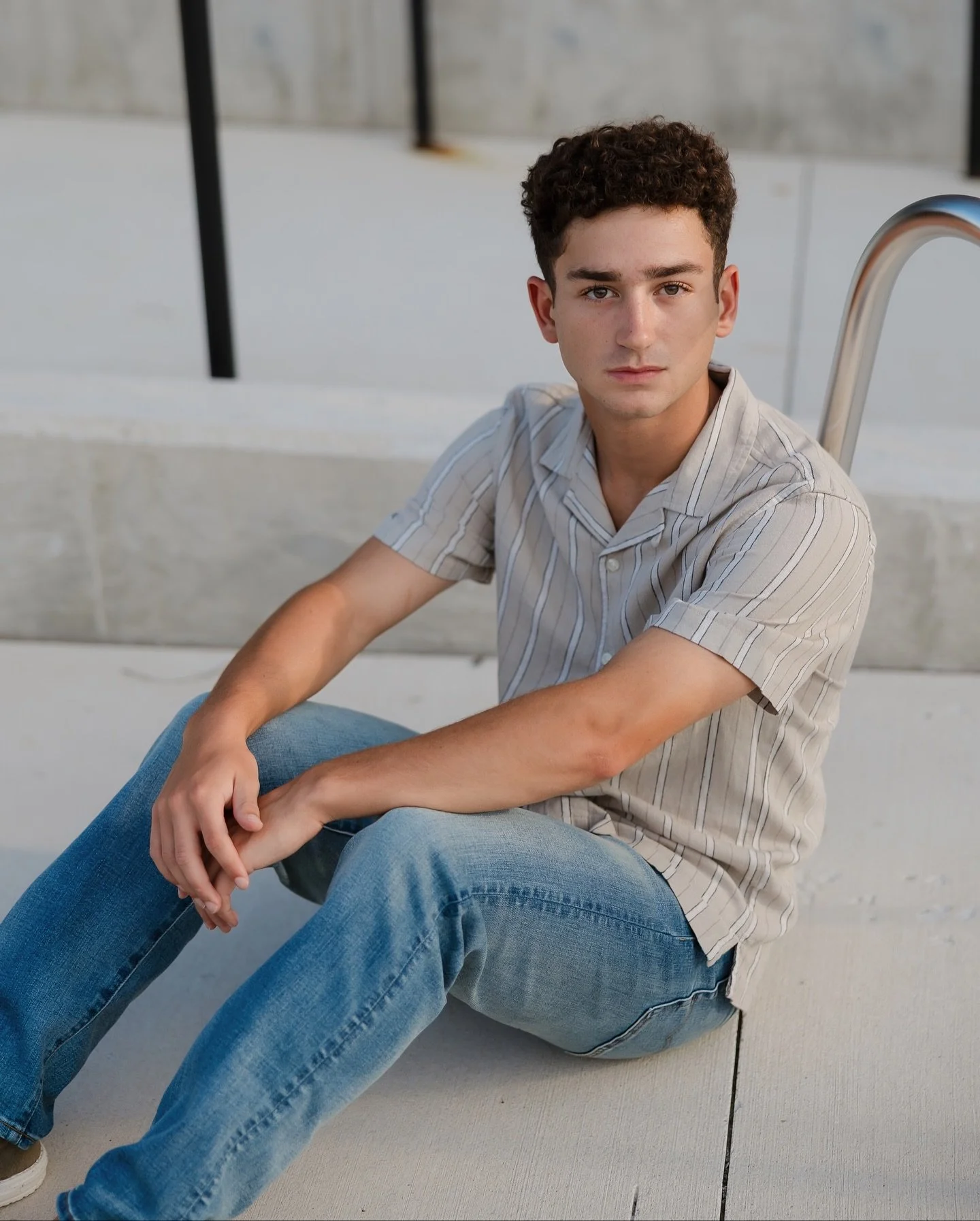 Sharing Luca&rsquo;s senior session today 📸 We made a quick time change to dodge the storms that day and look what it allowed us to create! 👏🏼I got to shoot at one of my favorite spots for my male senior clients and as always, it did not disappoin
