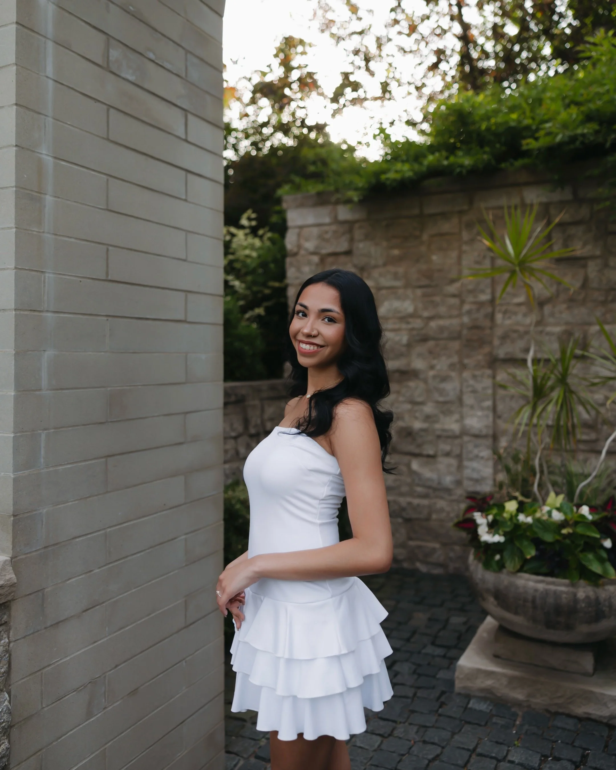 ✨ Sharing Angelica&rsquo;s senior session today! We got so lucky with the weather and the lighting was absolutely perfect from start to finish. This was such a laid-back, easygoing session, and Angelica was truly the sweetest soul to work with 🤍

Co